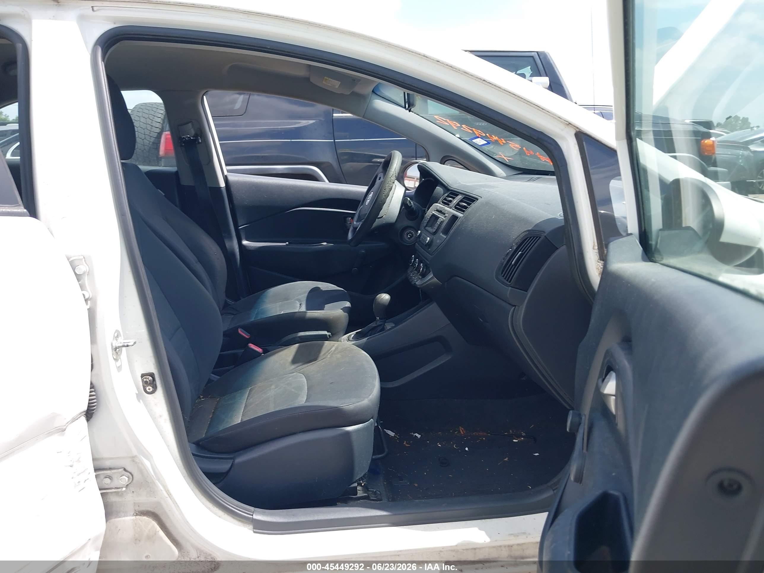 2012 Kia Rio5 Lx White vin: KNADM5A31C6014449