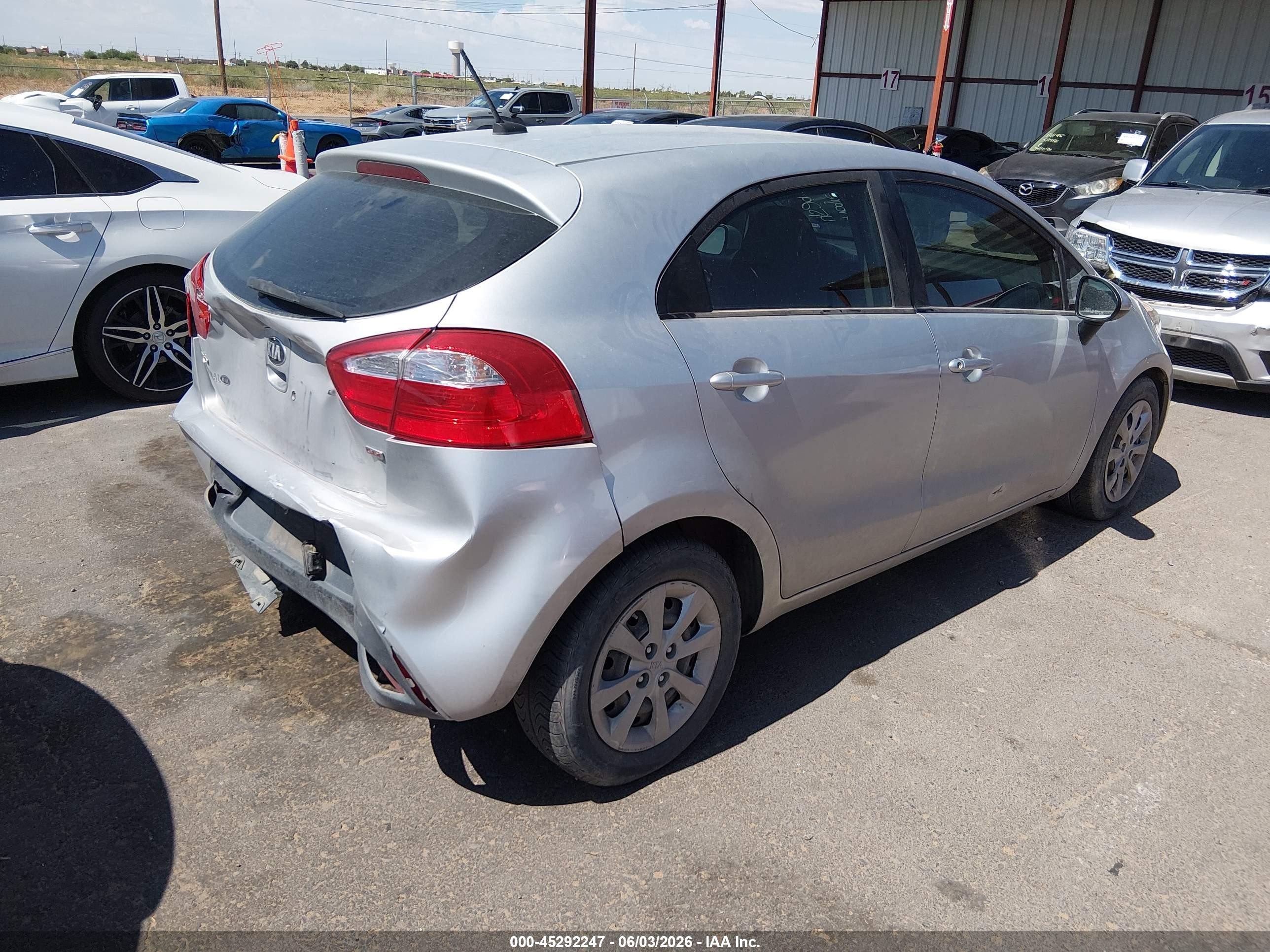 2014 Kia Rio Lx Silver vin: KNADM5A31E6354297