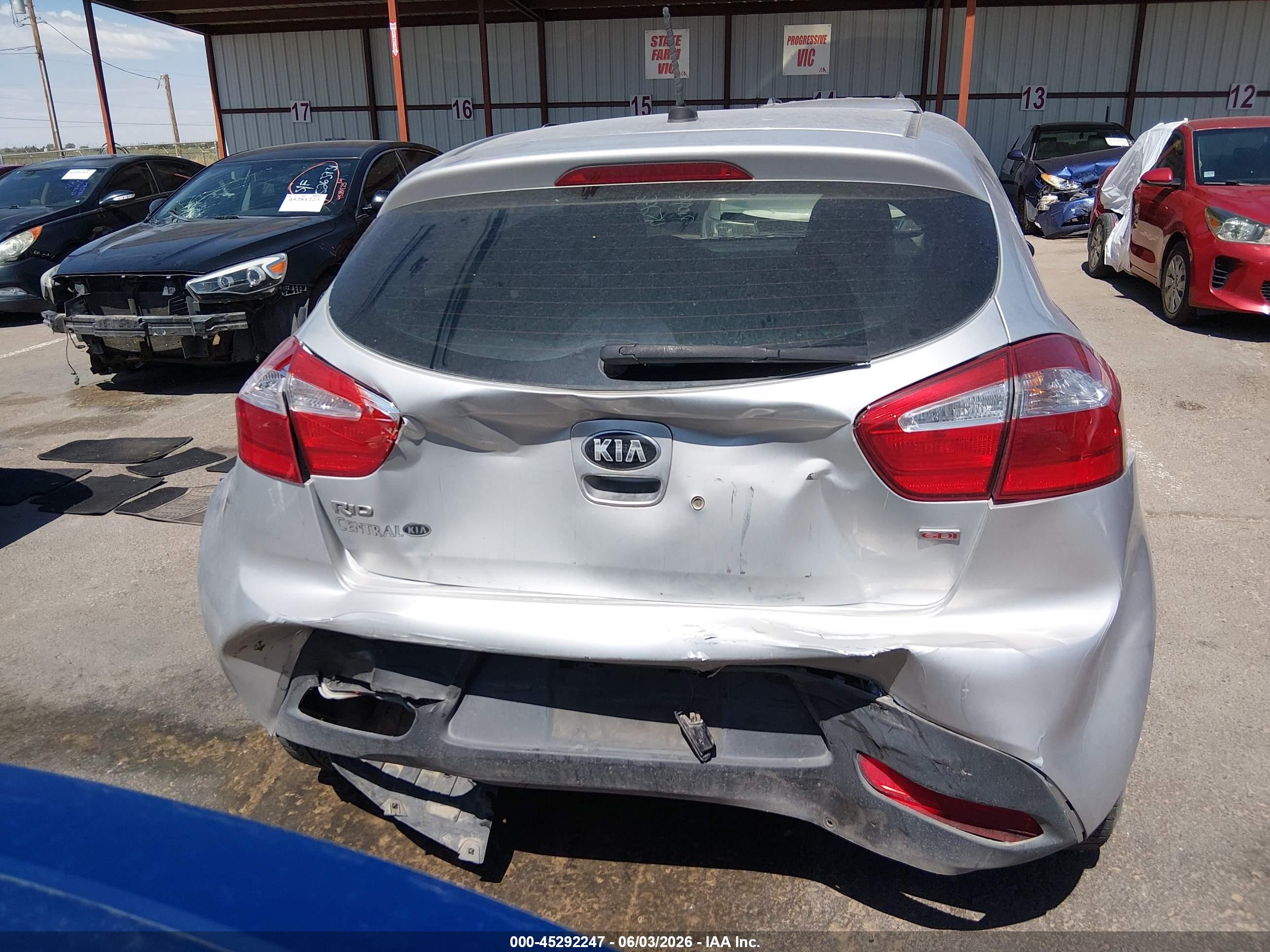 2014 Kia Rio Lx Silver vin: KNADM5A31E6354297