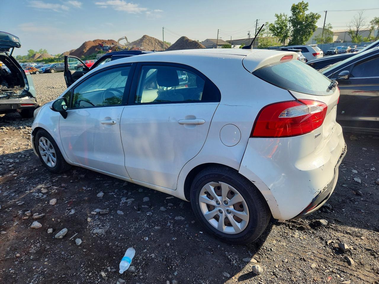 2012 Kia Rio Lx White vin: KNADM5A32C6015318
