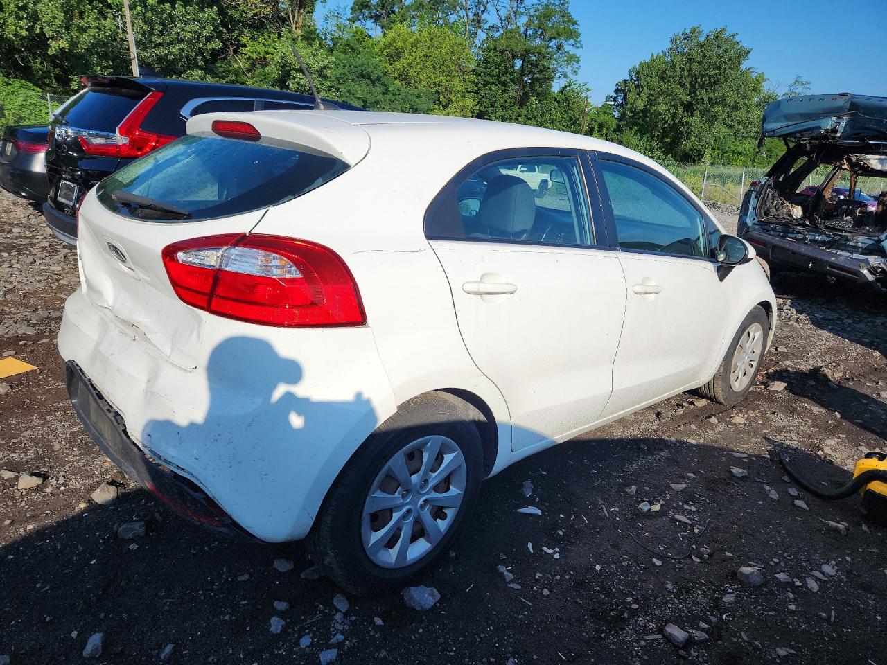 2012 Kia Rio Lx White vin: KNADM5A32C6015318