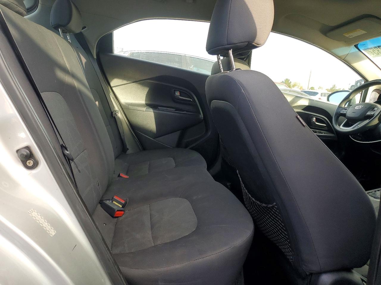 2012 Kia Rio Lx Silver vin: KNADM5A34C6013652