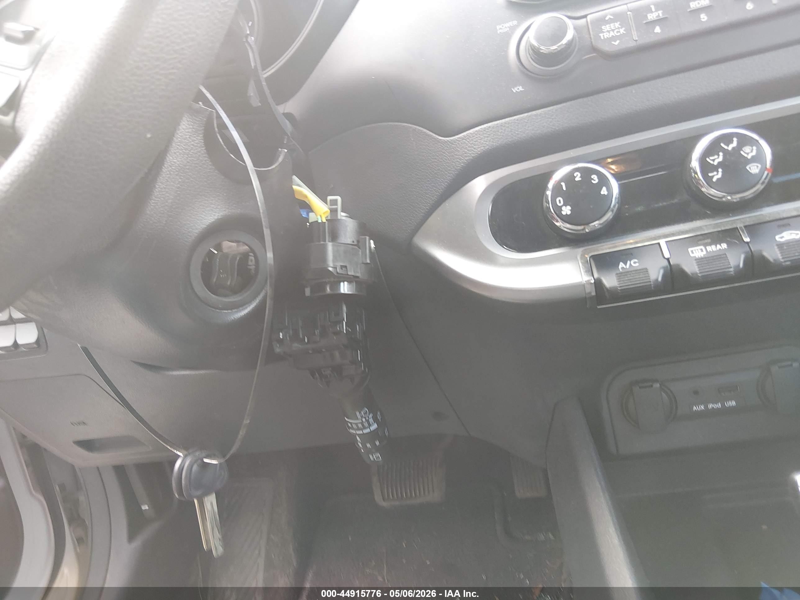 2013 Kia Rio Lx Серебряный vin: KNADM5A35D6106889
