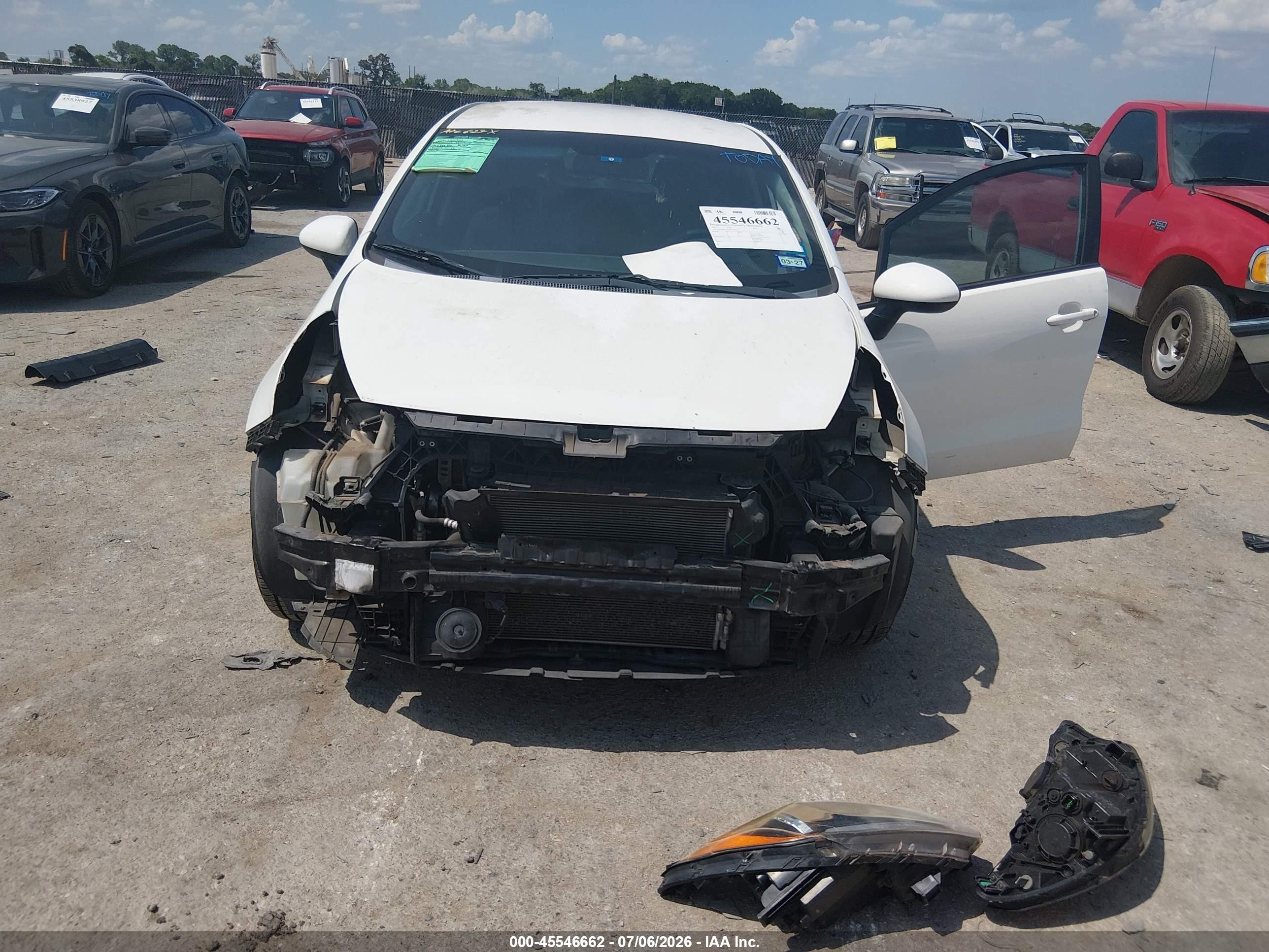 2013 Kia Rio Lx Белый vin: KNADM5A36D6303943