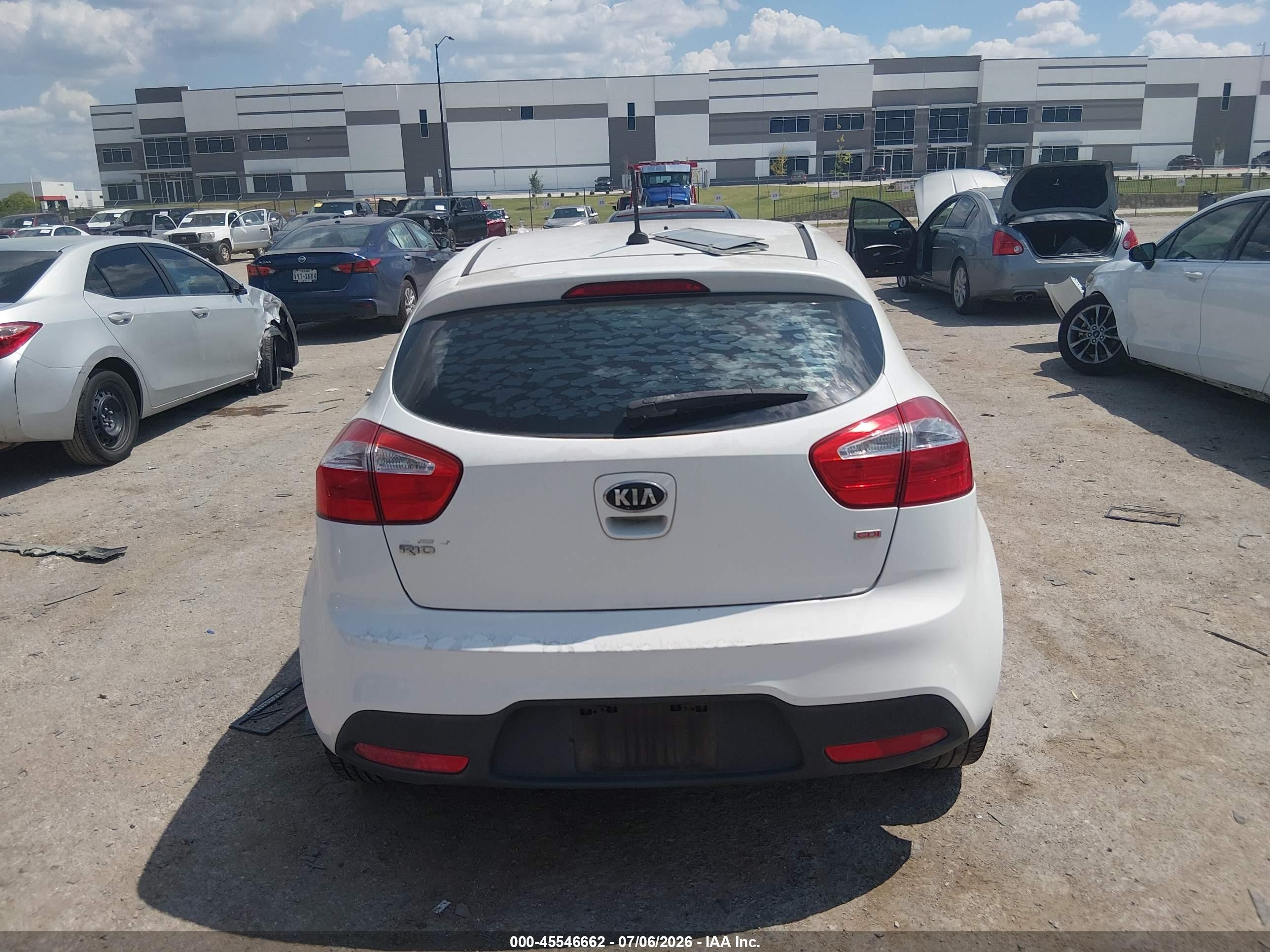 2013 Kia Rio Lx Белый vin: KNADM5A36D6303943