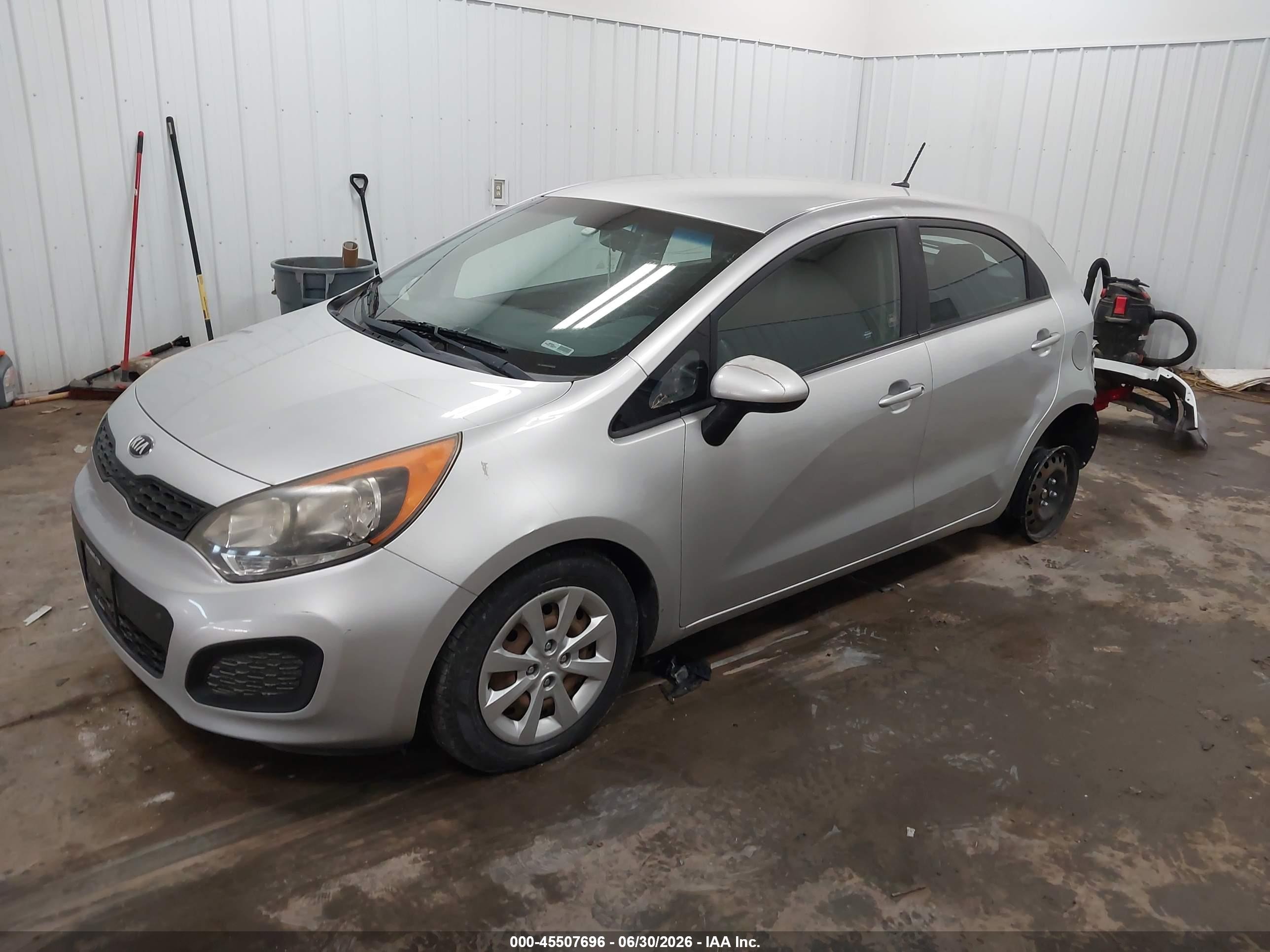 2013 Kia Rio Lx Серебряный vin: KNADM5A37D6186499