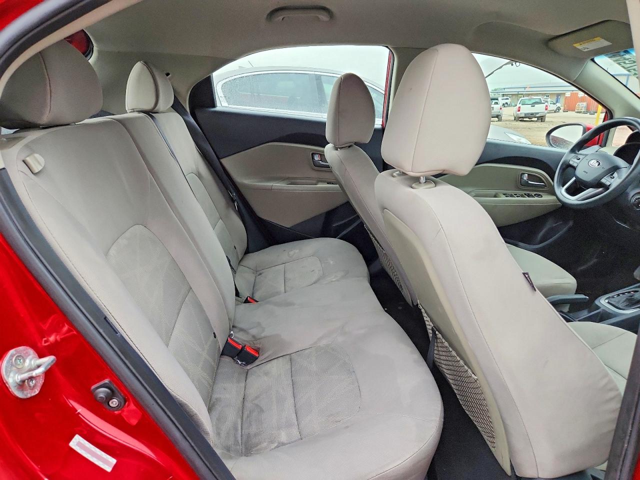 2015 Kia Rio Lx Red vin: KNADM5A37F6457645