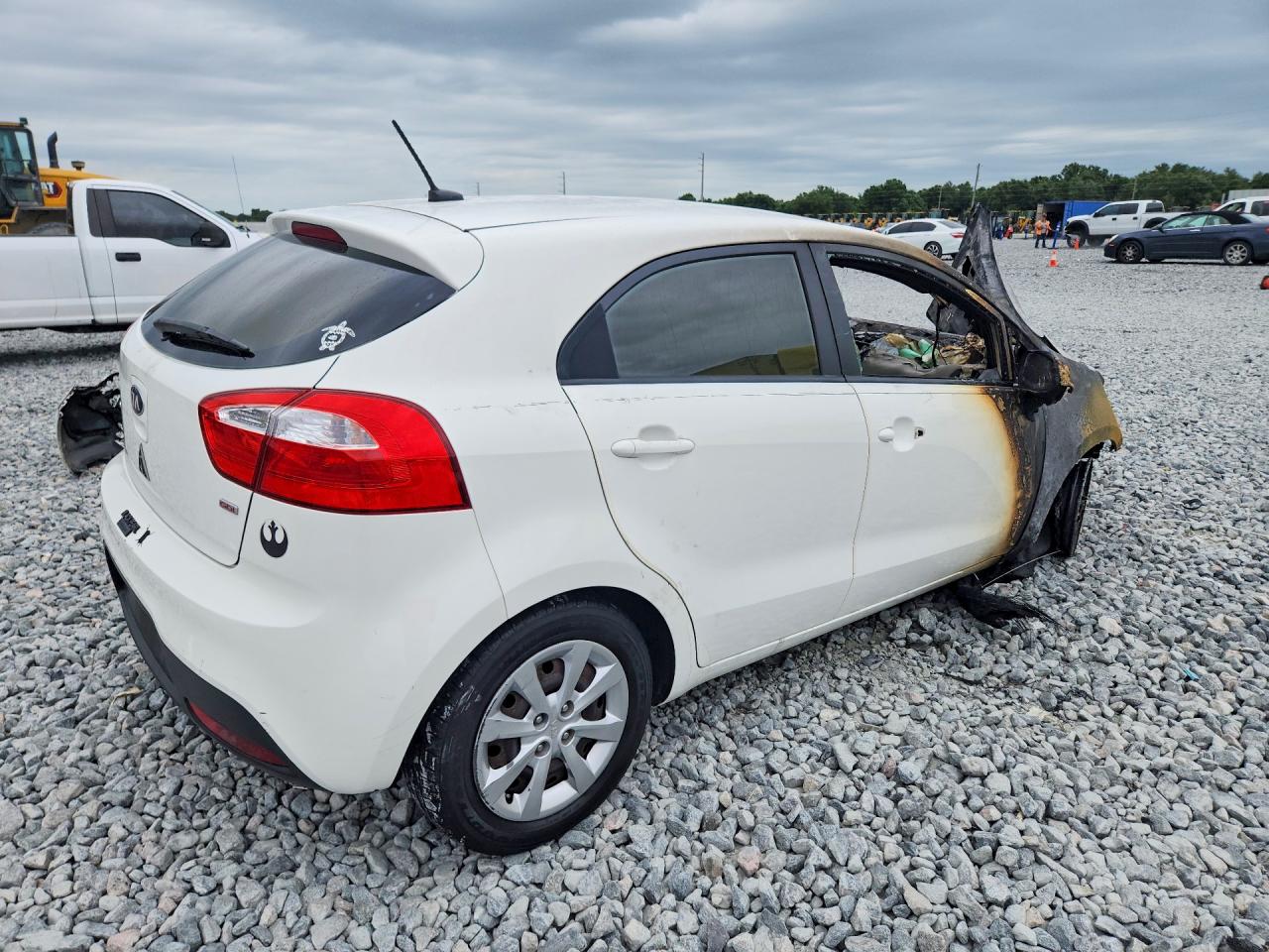 2014 Kia Rio Lx White vin: KNADM5A38E6354796