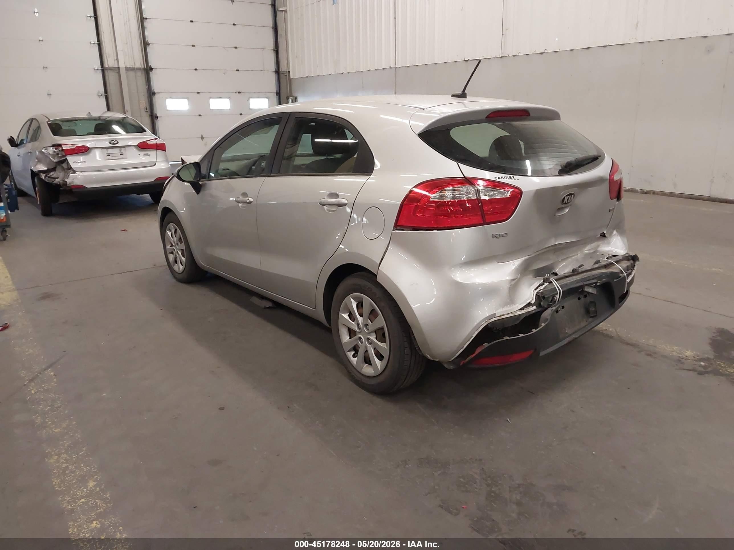 2014 Kia Rio Lx Silver vin: KNADM5A38E6410705