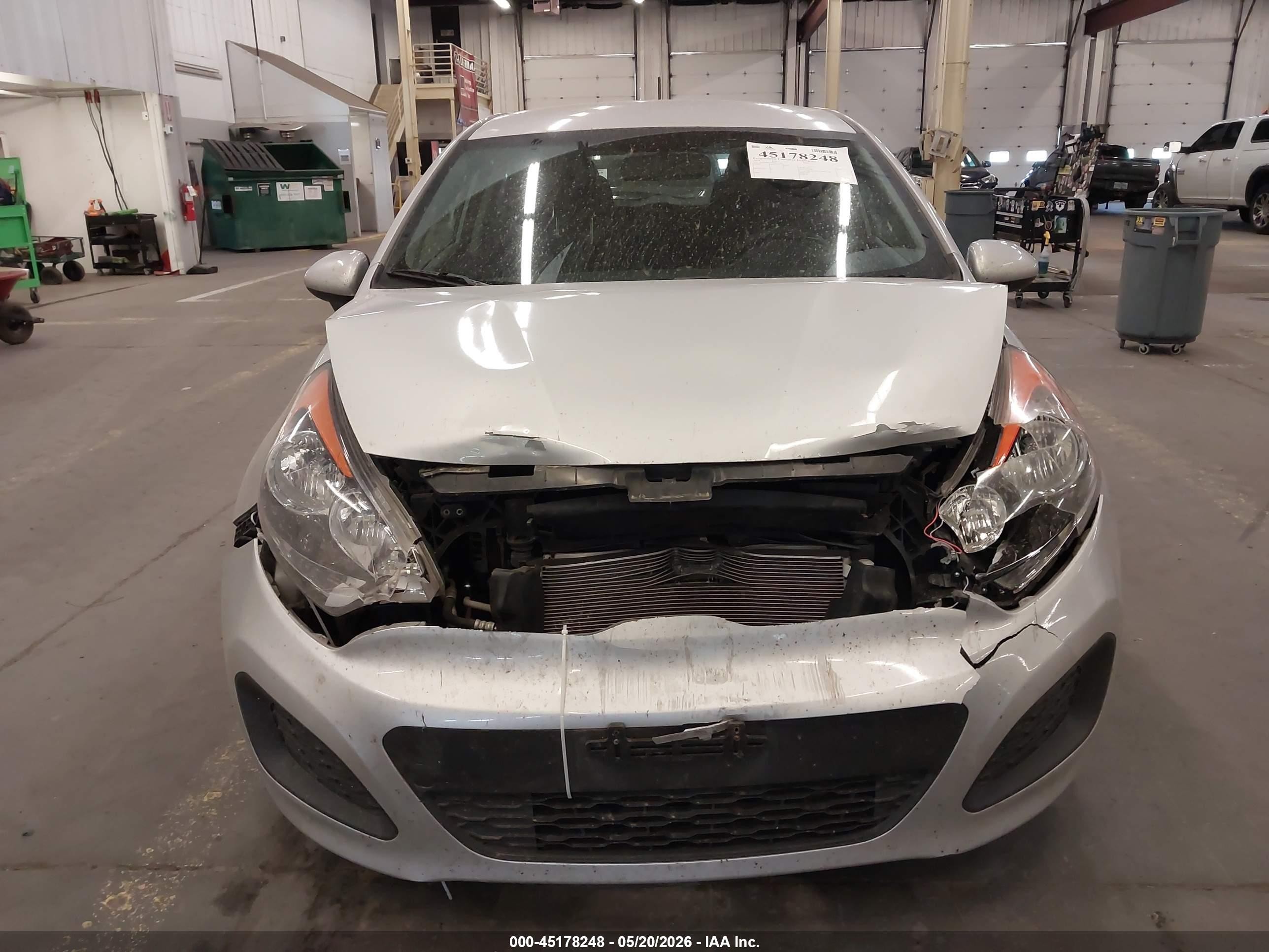 2014 Kia Rio Lx Silver vin: KNADM5A38E6410705