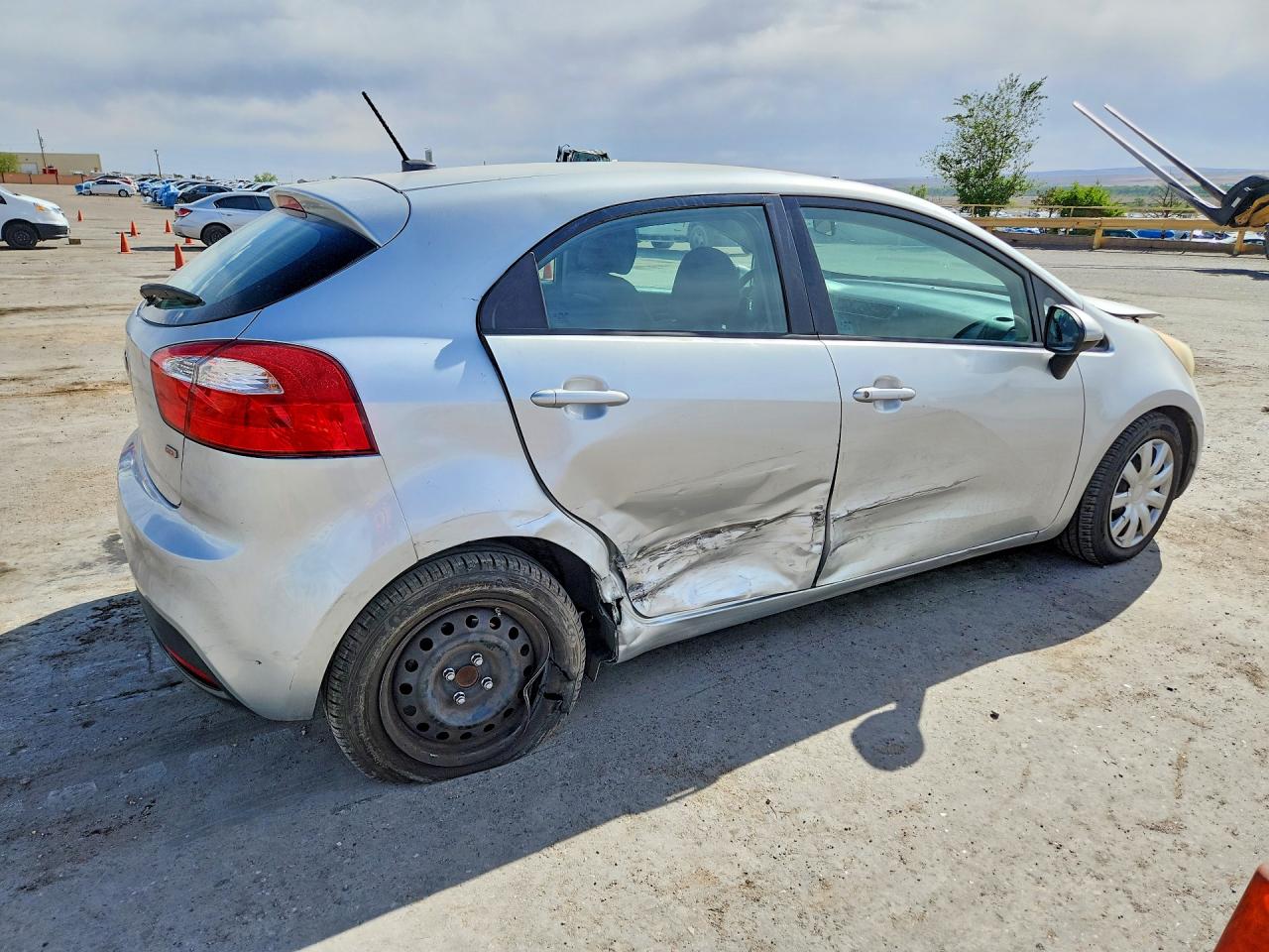 2015 Kia Rio Lx Silver vin: KNADM5A38F6518162