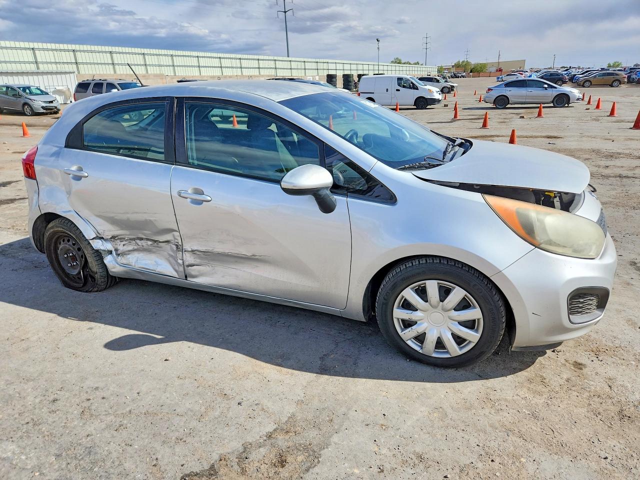 2015 Kia Rio Lx Silver vin: KNADM5A38F6518162