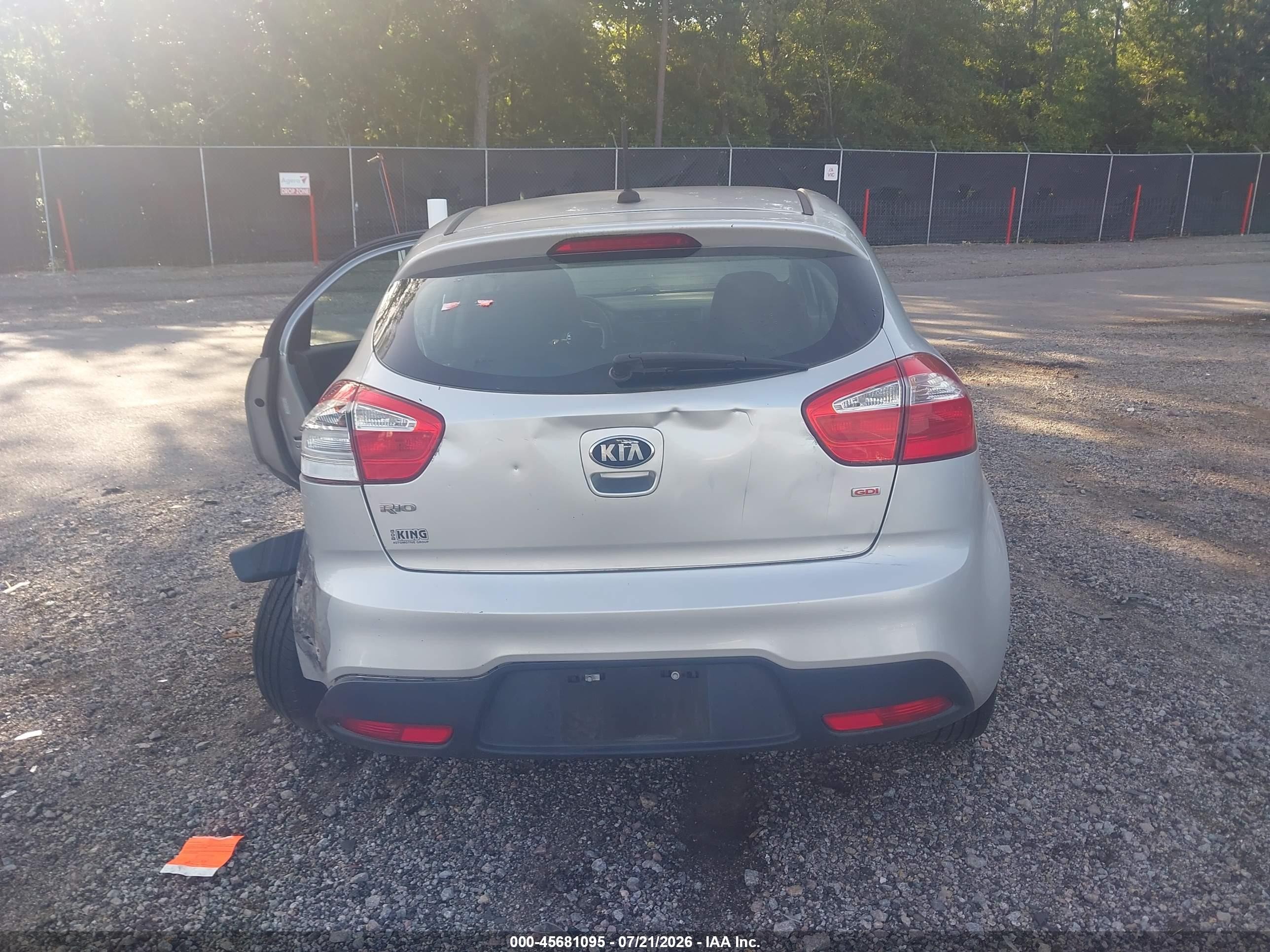 2013 Kia Rio Lx Silver vin: KNADM5A39D6274597