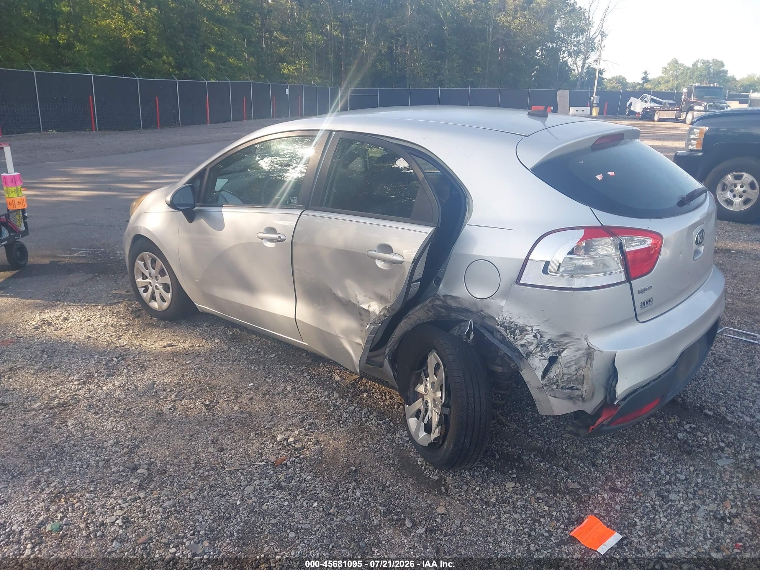 2013 Kia Rio Lx Silver vin: KNADM5A39D6274597