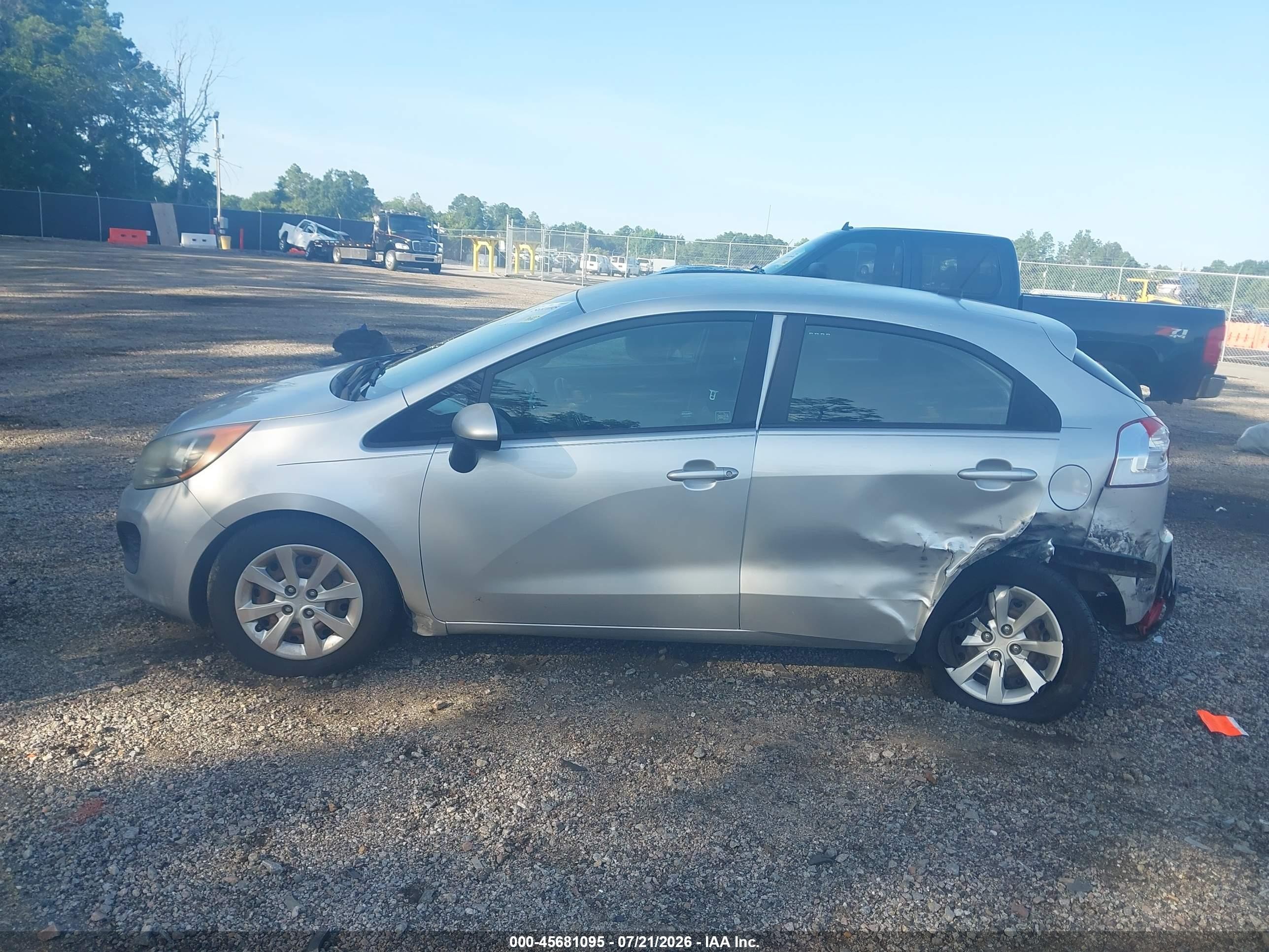 2013 Kia Rio Lx Silver vin: KNADM5A39D6274597