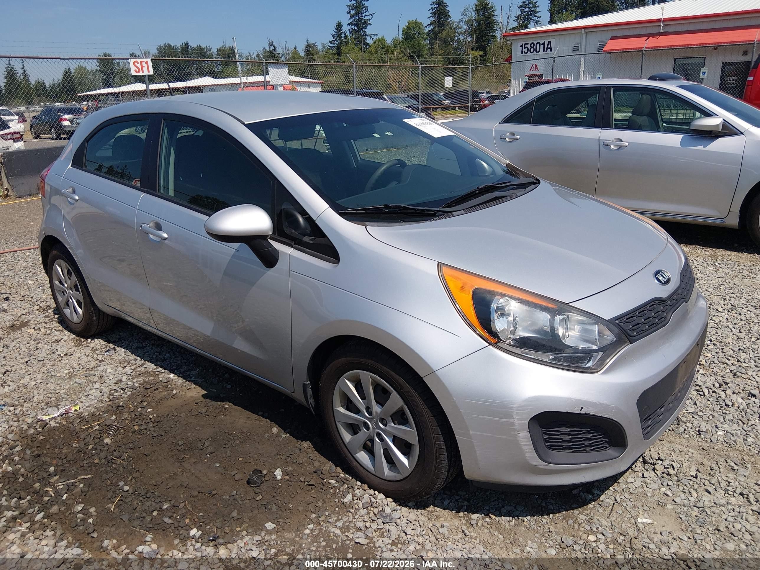 2014 Kia Rio Lx Silver vin: KNADM5A39E6351275
