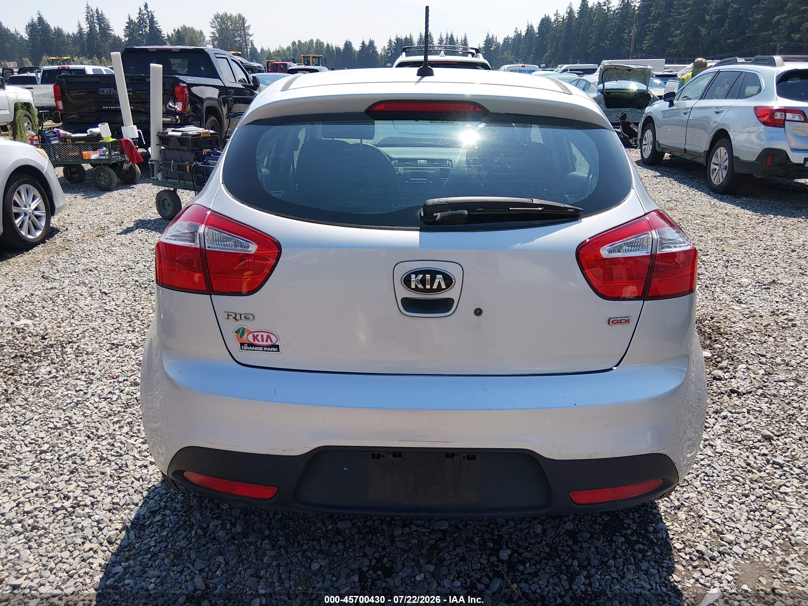 2014 Kia Rio Lx Silver vin: KNADM5A39E6351275