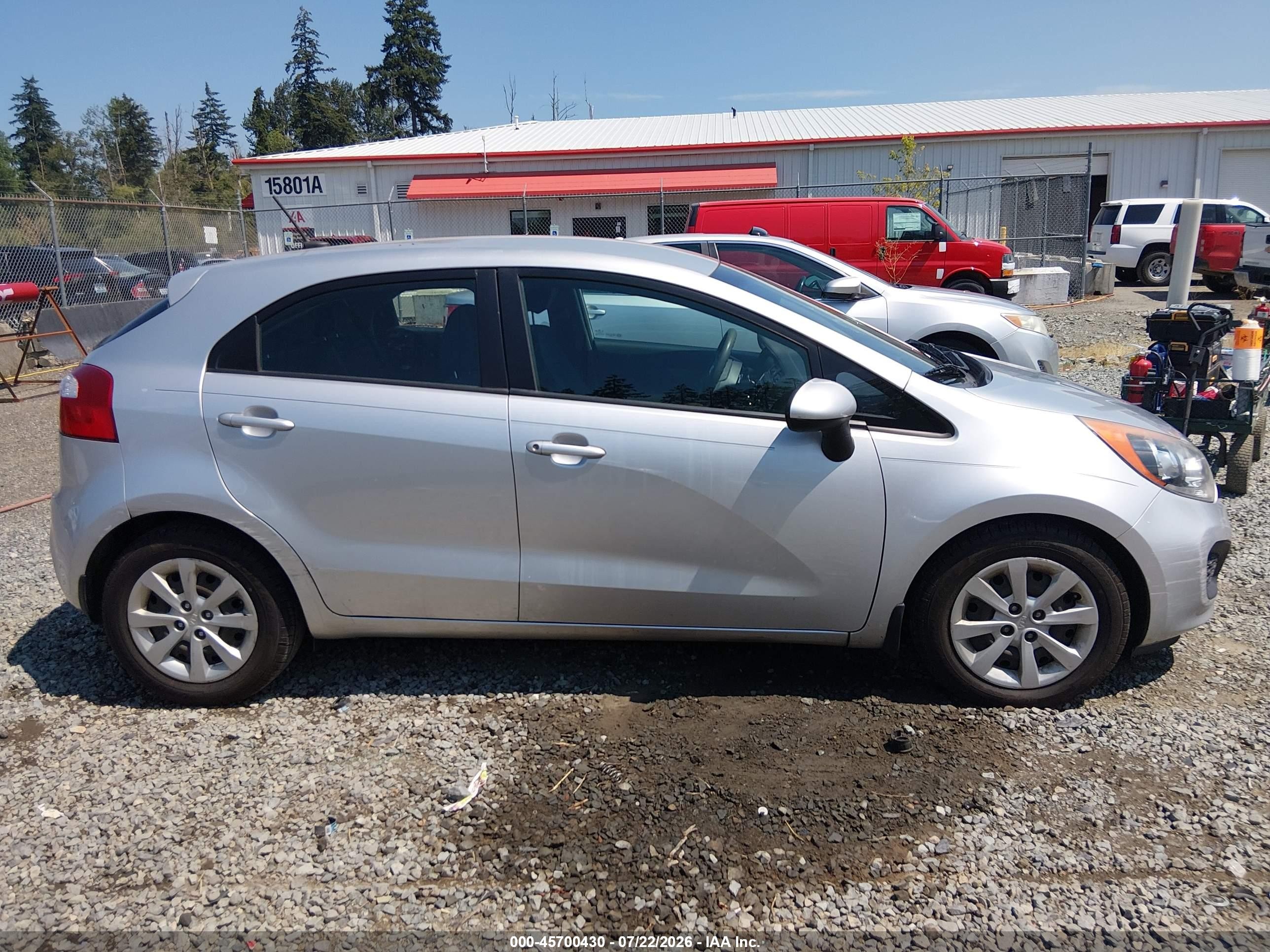 2014 Kia Rio Lx Silver vin: KNADM5A39E6351275
