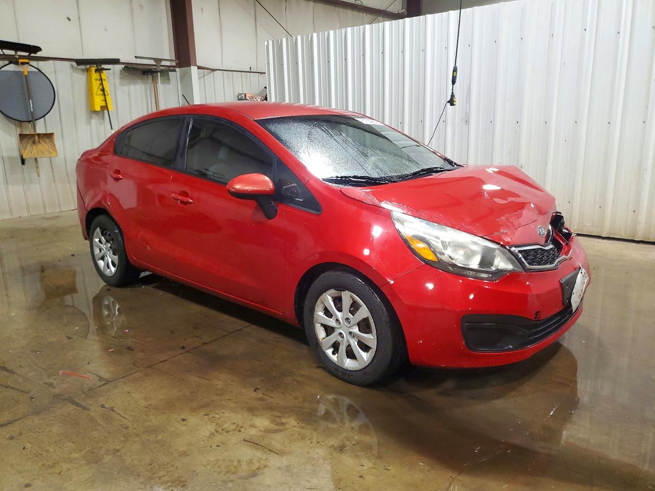 2013 Kia Rio Ex Red vin: KNADN4A30D6113370