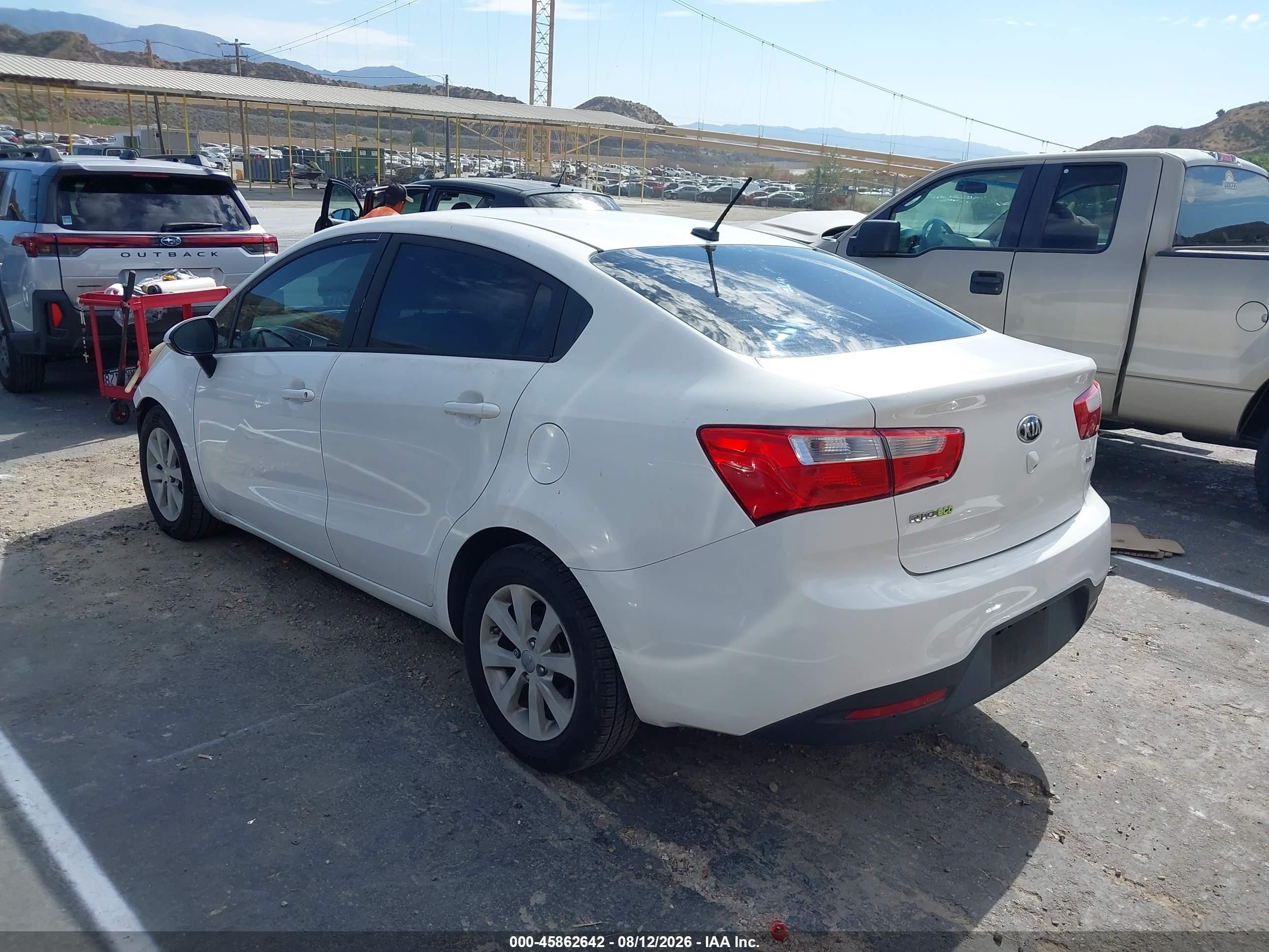 2014 Kia Rio Ex White vin: KNADN4A31E6419575