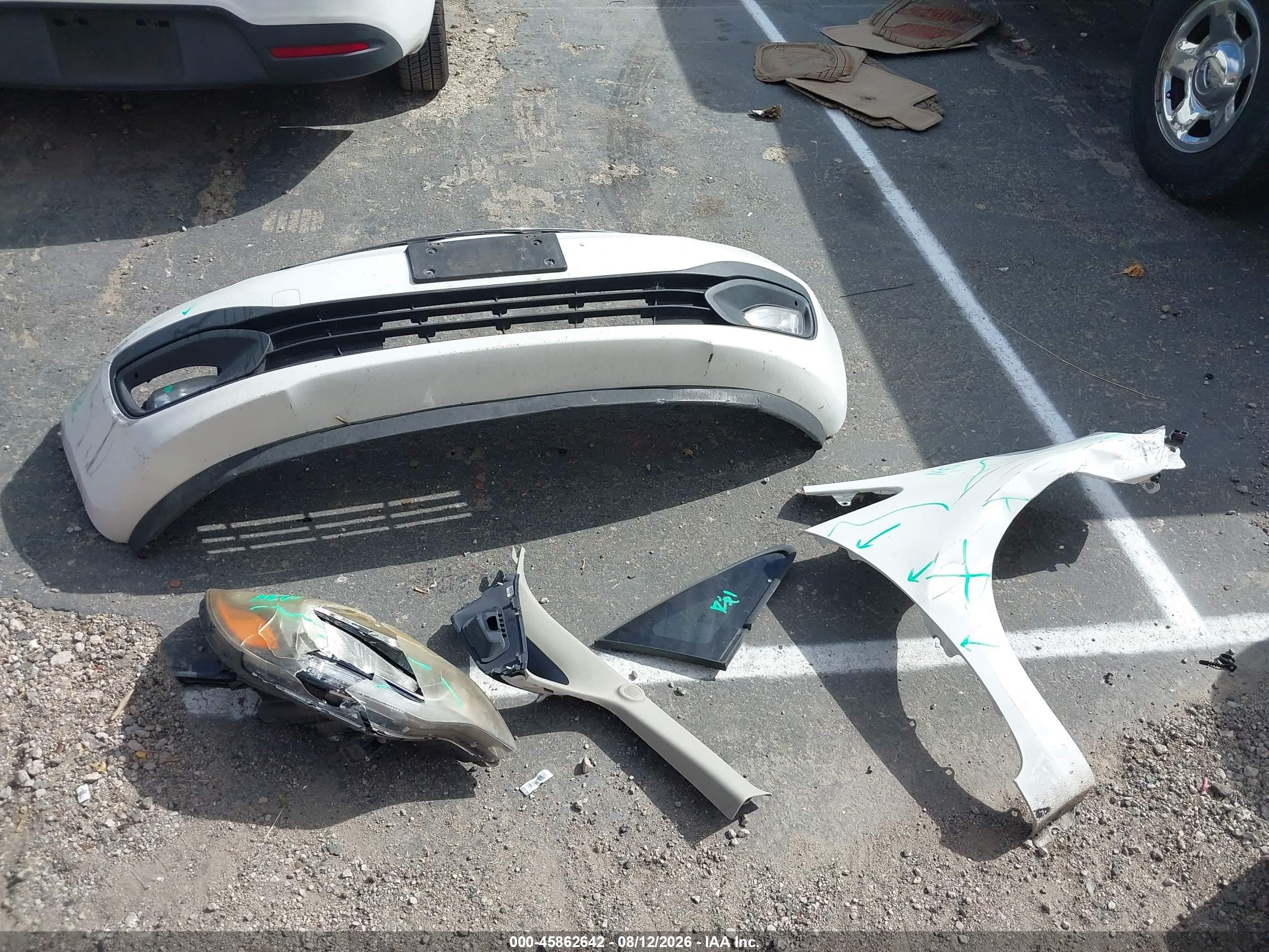 2014 Kia Rio Ex White vin: KNADN4A31E6419575