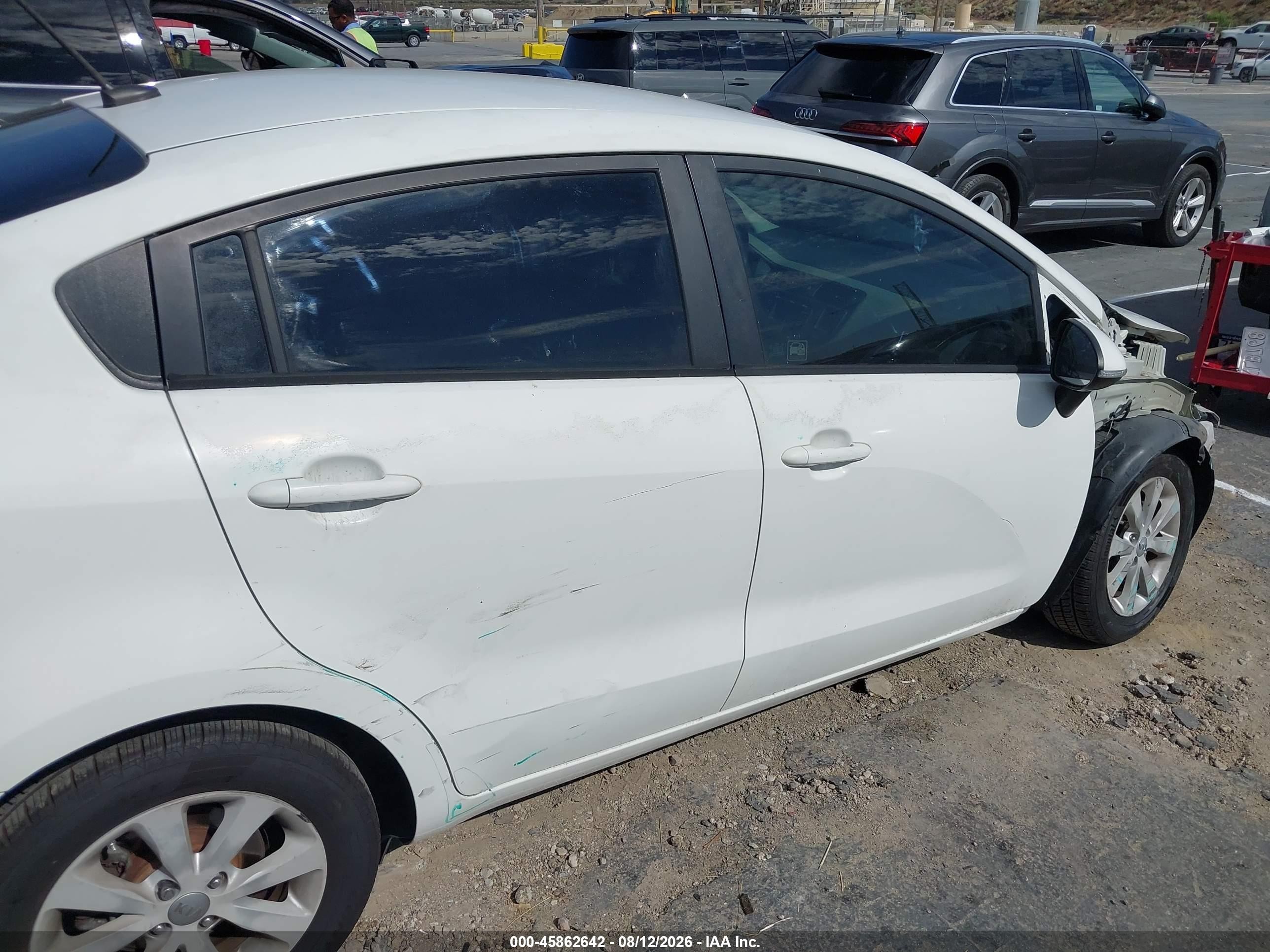 2014 Kia Rio Ex White vin: KNADN4A31E6419575
