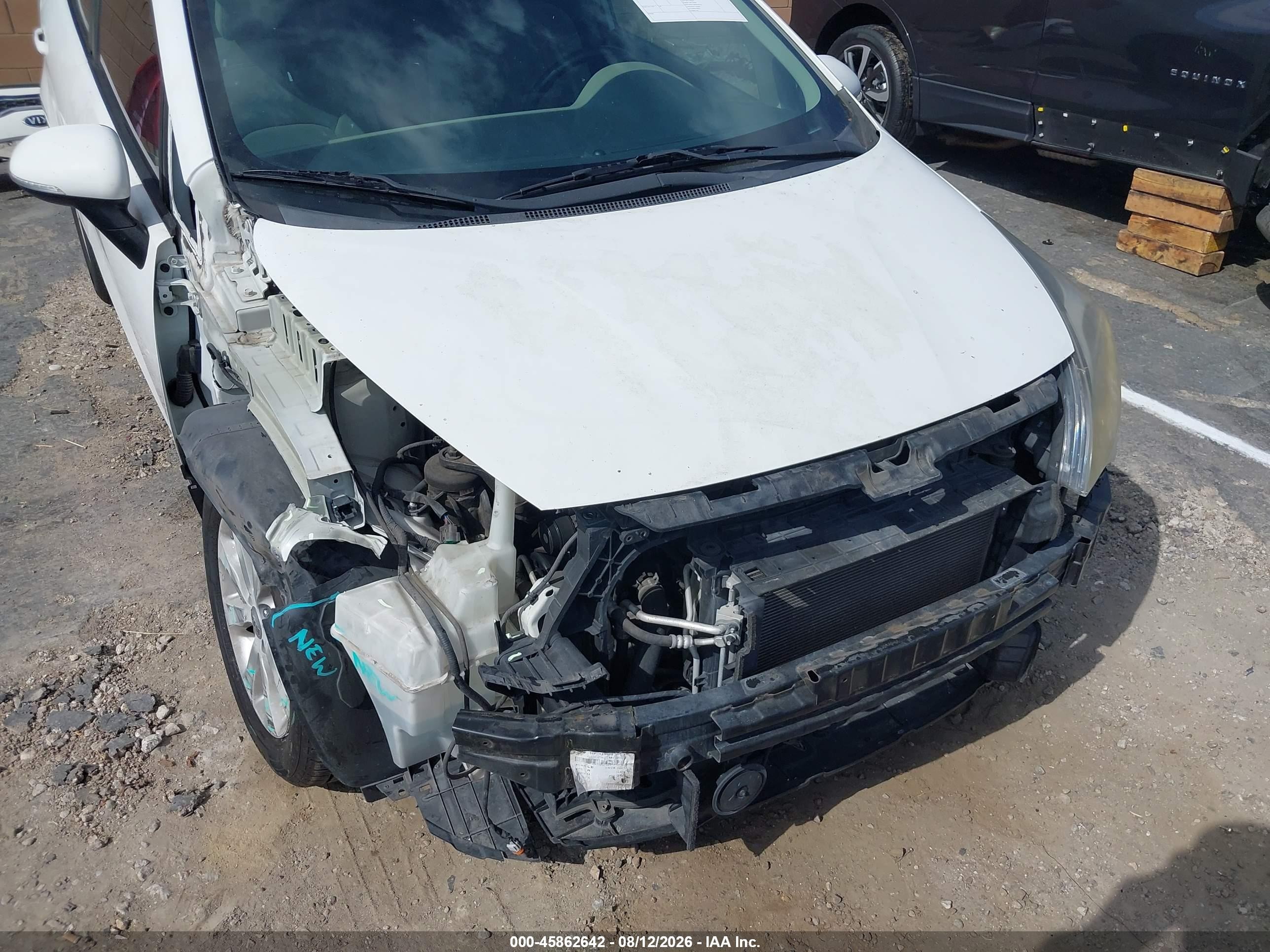 2014 Kia Rio Ex White vin: KNADN4A31E6419575