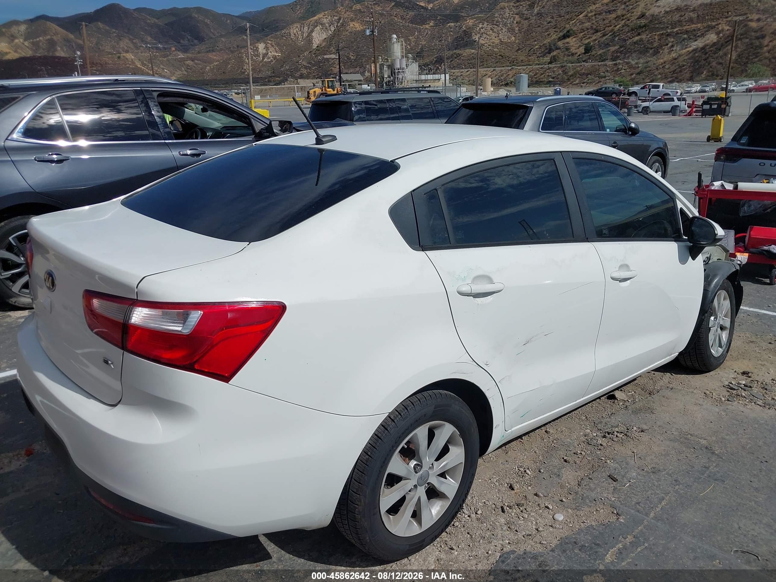 2014 Kia Rio Ex White vin: KNADN4A31E6419575