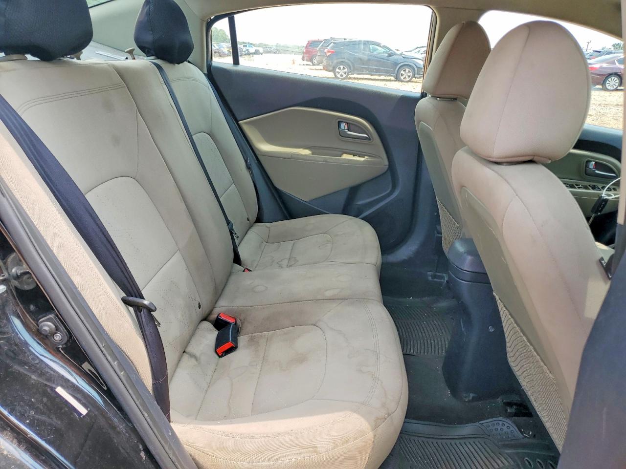 2015 Kia Rio Ex Black vin: KNADN4A31F6447037