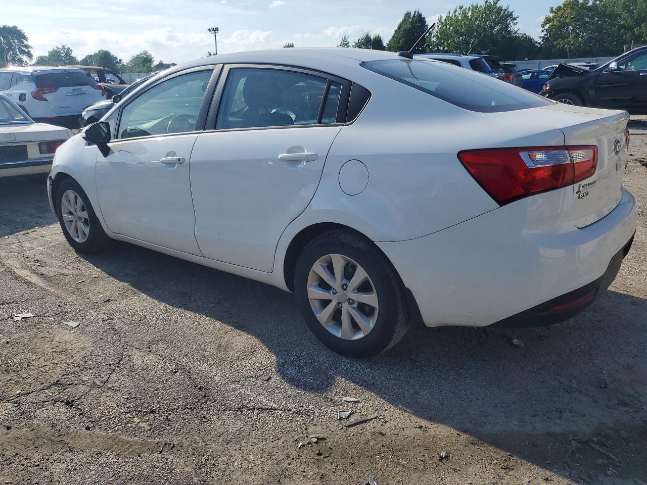 2015 Kia Rio Ex White vin: KNADN4A32F6460007