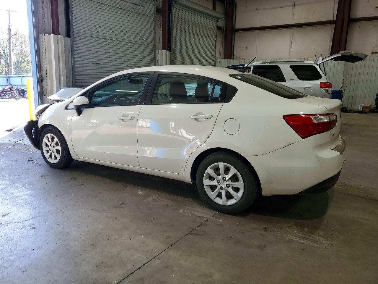 2015 Kia Rio Ex White vin: KNADN4A32F6468429