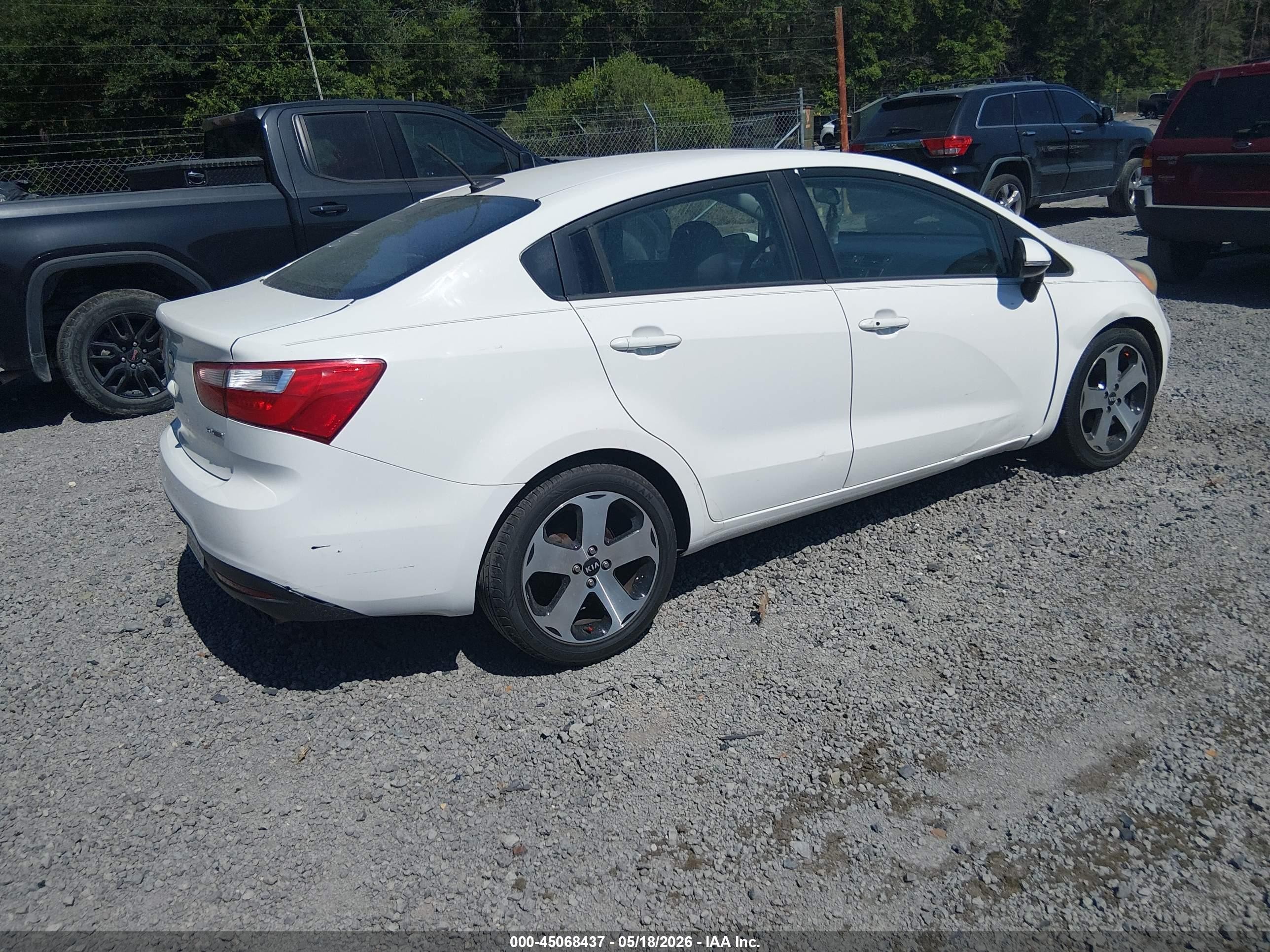 2013 Kia Rio Sx White vin: KNADN4A33D6208926