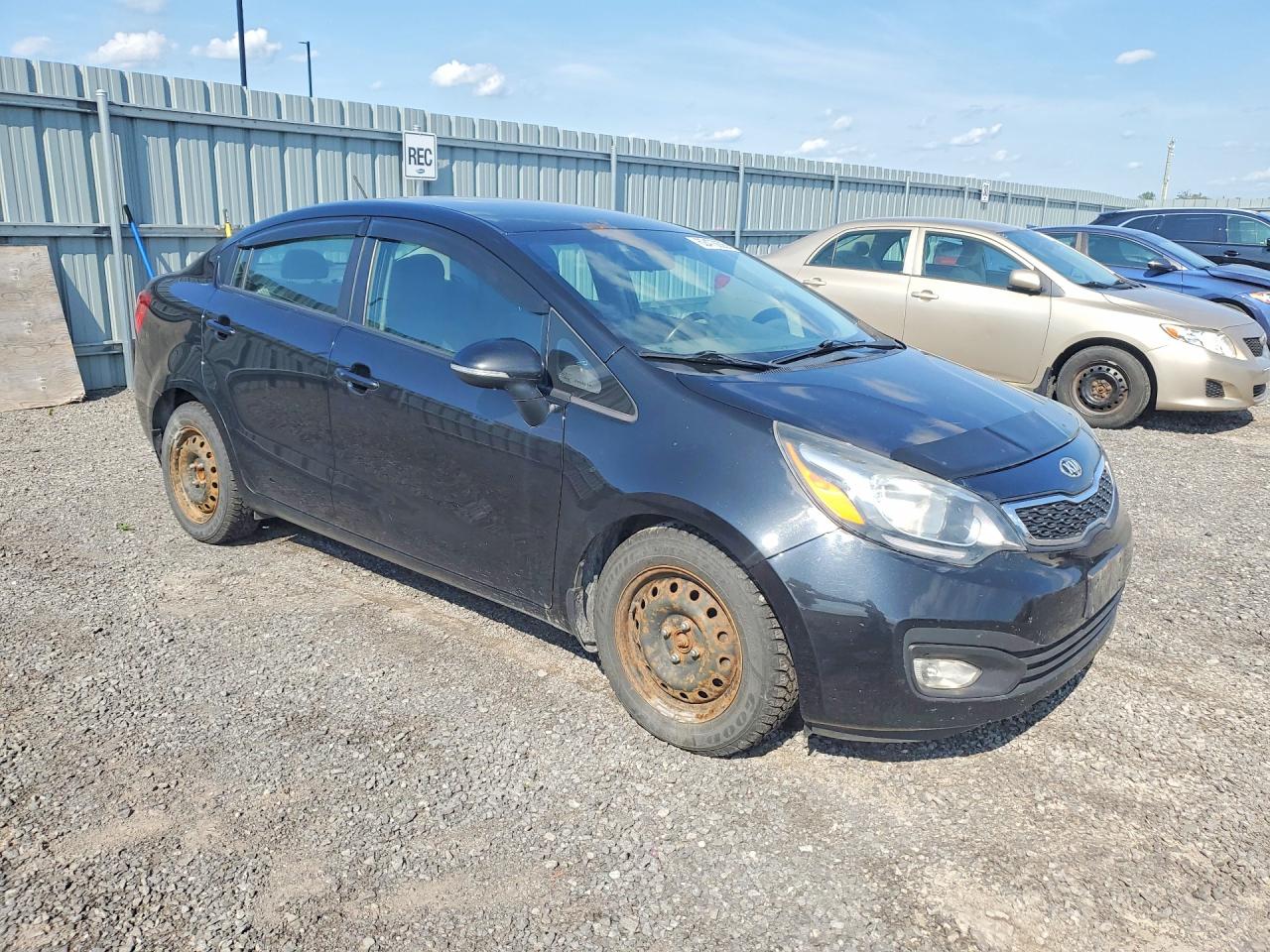 2014 Kia Rio Ex Black vin: KNADN4A34E6328753
