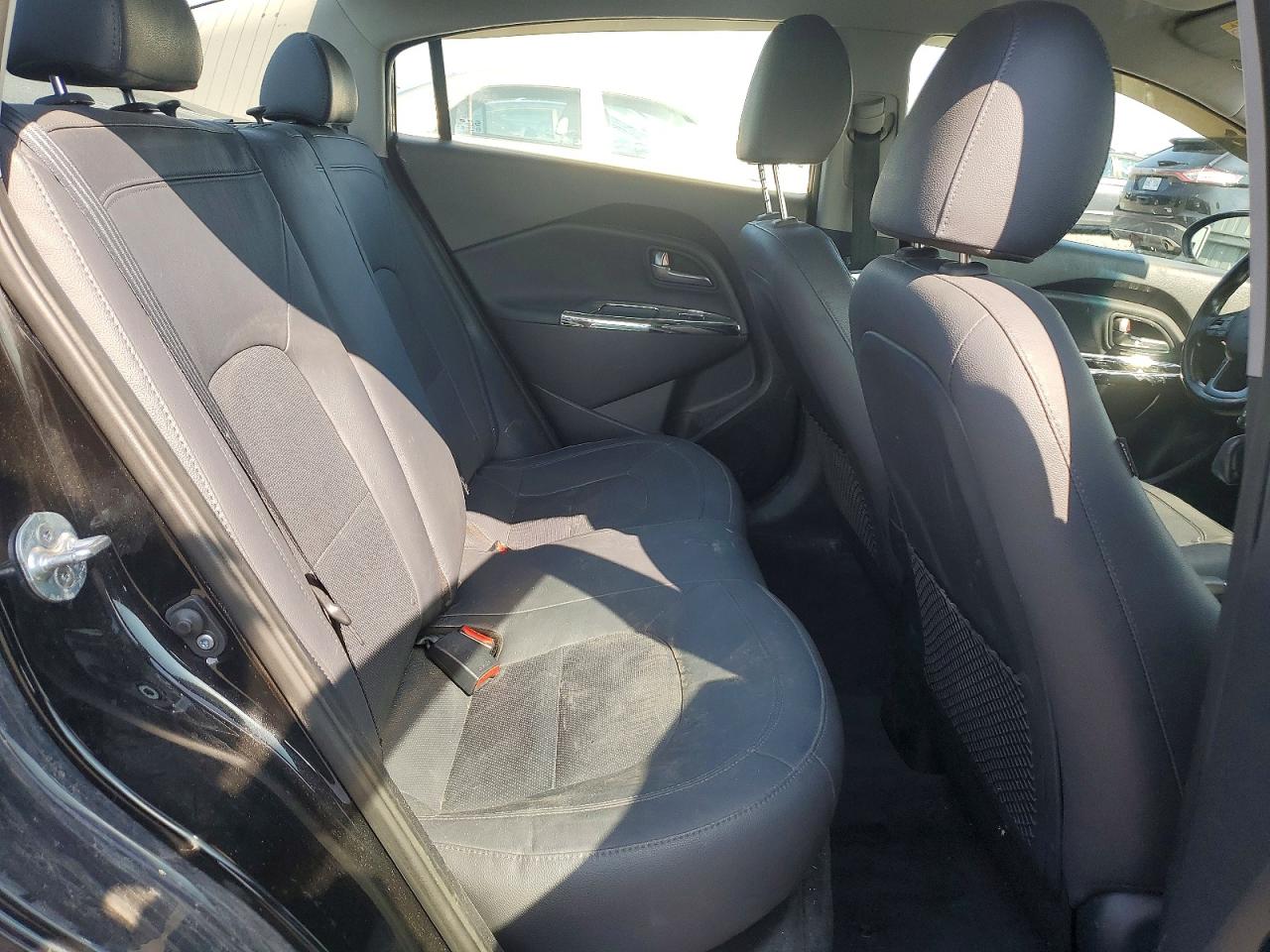 2014 Kia Rio Ex Black vin: KNADN4A34E6328753