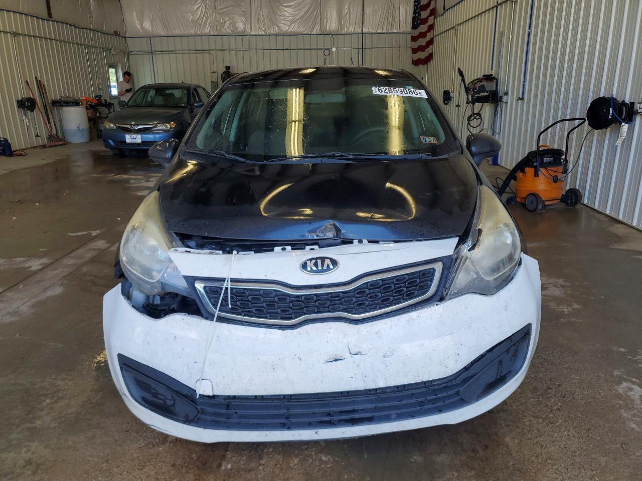 2015 Kia Rio Ex Black vin: KNADN4A34F6447064