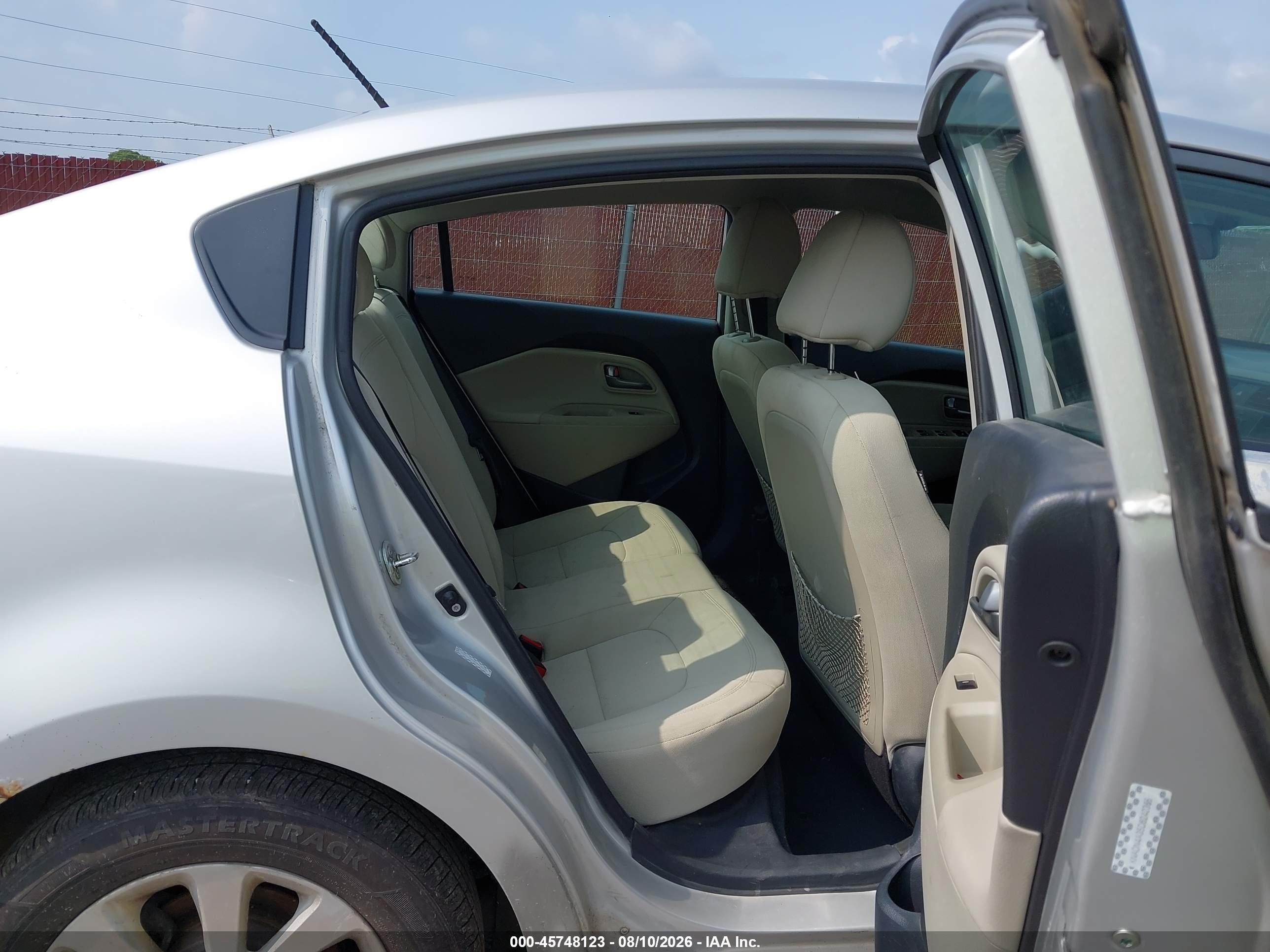 2013 Kia Rio Ex Silver vin: KNADN4A35D6242365
