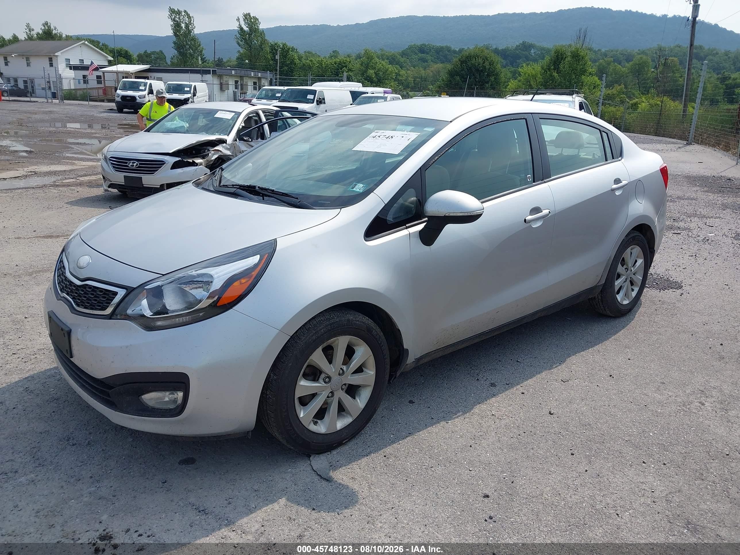 2013 Kia Rio Ex Silver vin: KNADN4A35D6242365