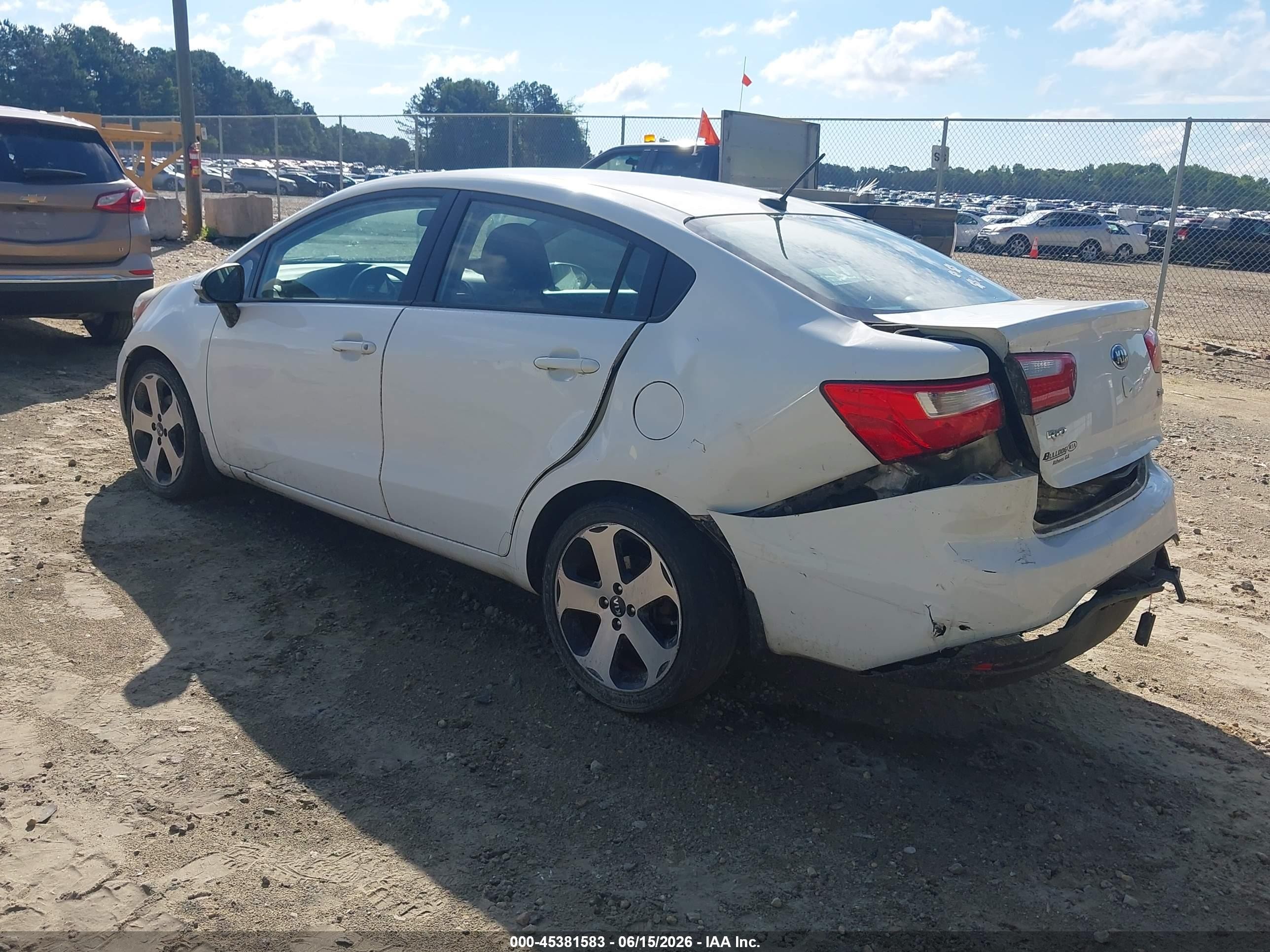 2015 Kia Rio Sx White vin: KNADN4A35F6427809