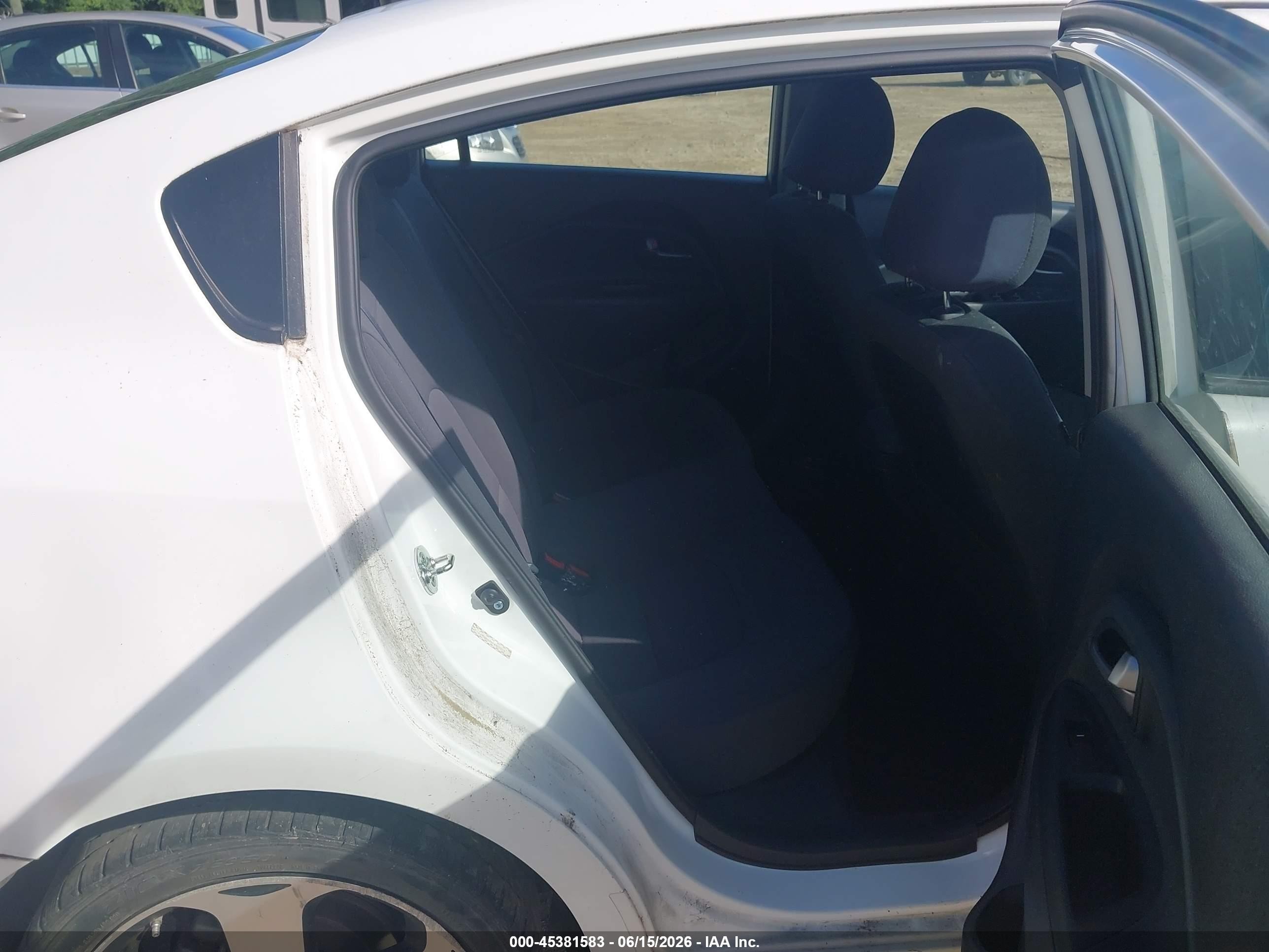 2015 Kia Rio Sx White vin: KNADN4A35F6427809
