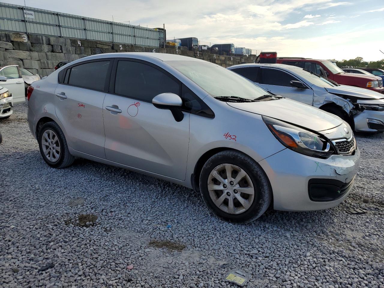 2013 Kia Rio Ex Серебряный vin: KNADN4A37D6231920