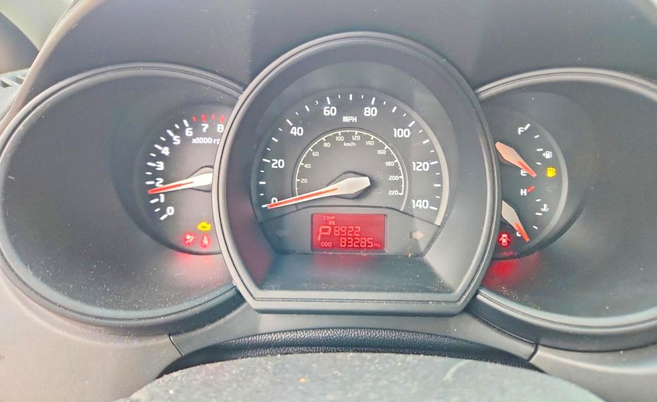 2015 Kia Rio Ex Silver vin: KNADN4A37F6466031