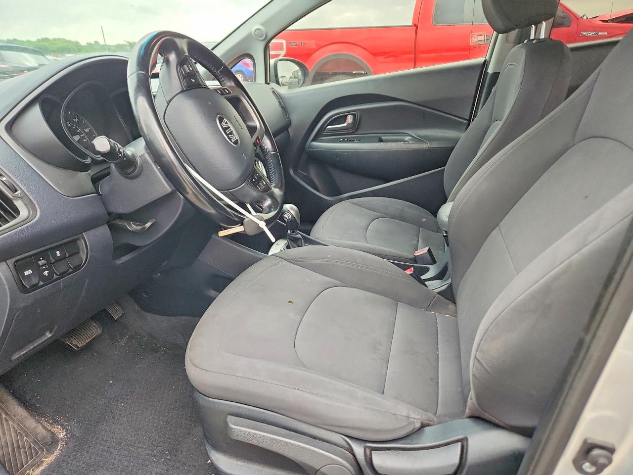 2015 Kia Rio Ex Silver vin: KNADN4A37F6466031