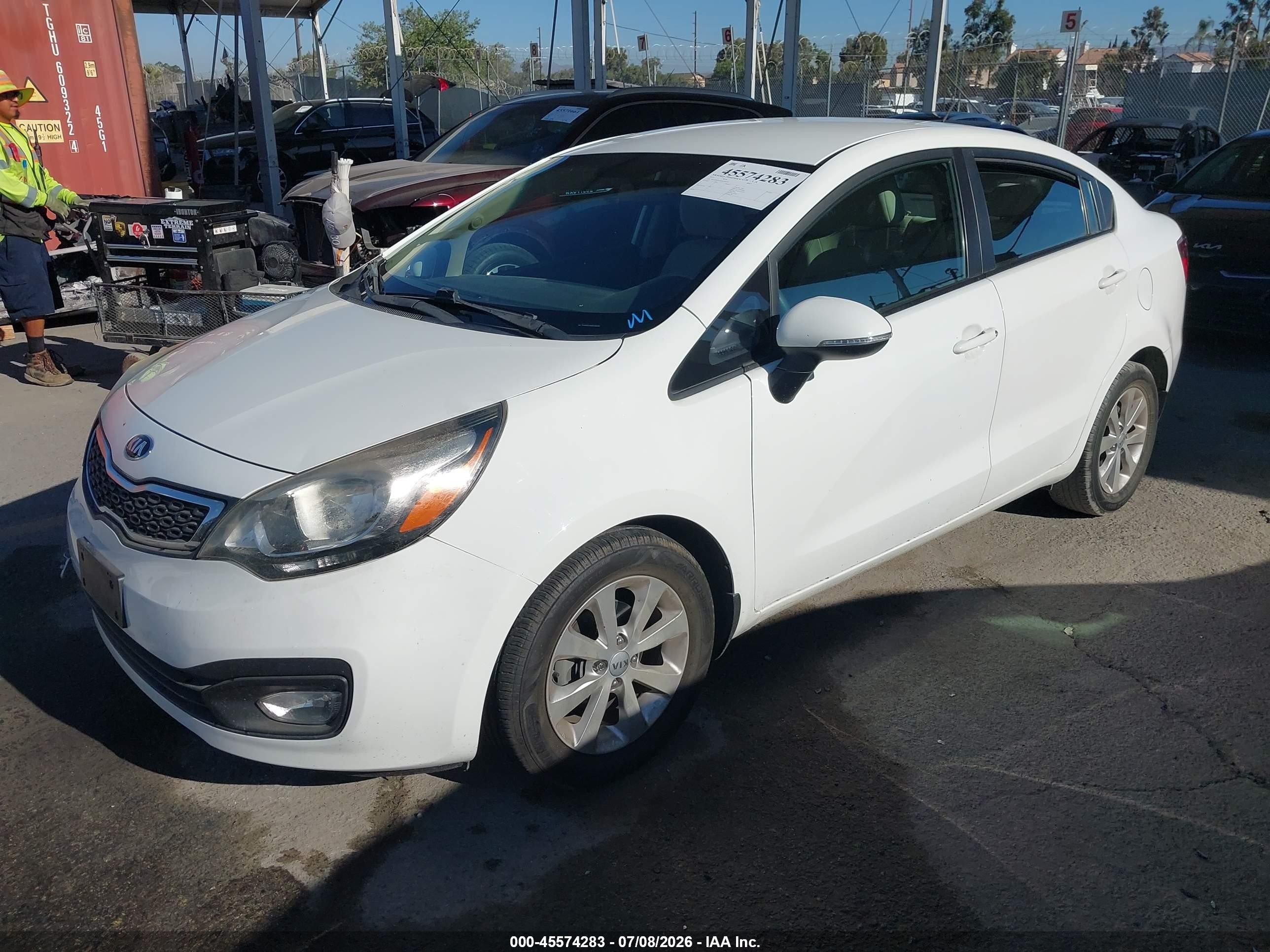 2013 Kia Rio Ex White vin: KNADN4A39D6226525