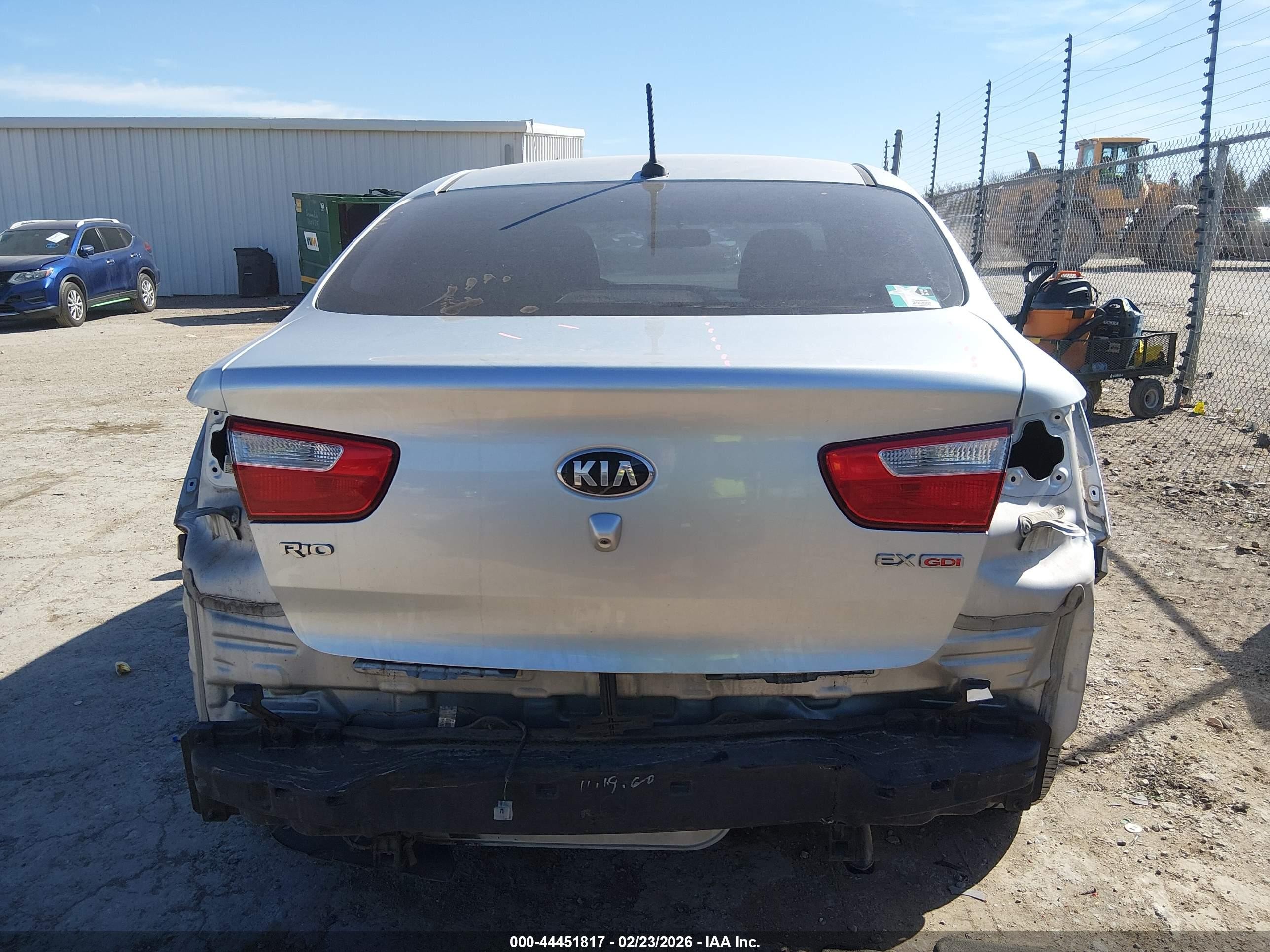 2014 Kia Rio Ex Серебряный vin: KNADN4A39E6353468