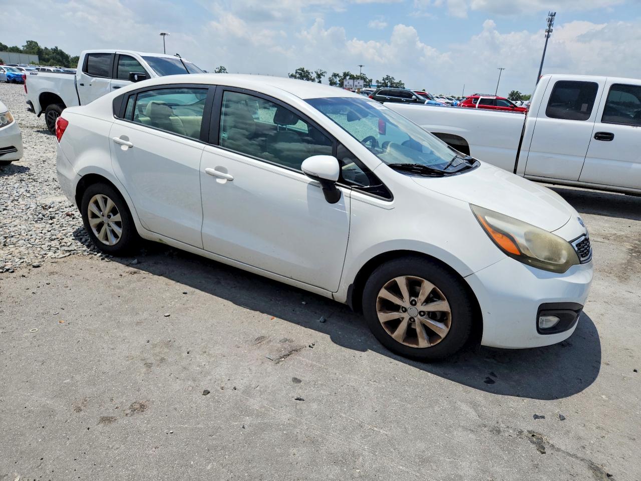2013 Kia Rio Ex White vin: KNADN4A3XD6131004