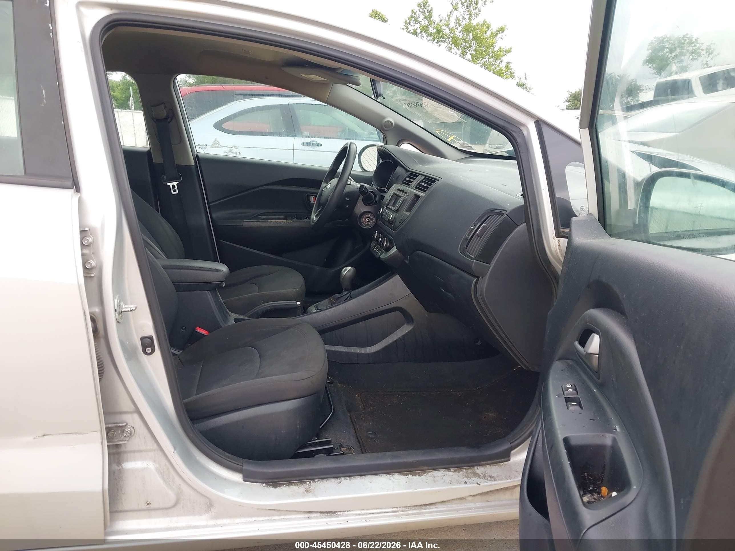 2014 Kia Rio Ex Silver vin: KNADN4A3XE6330684
