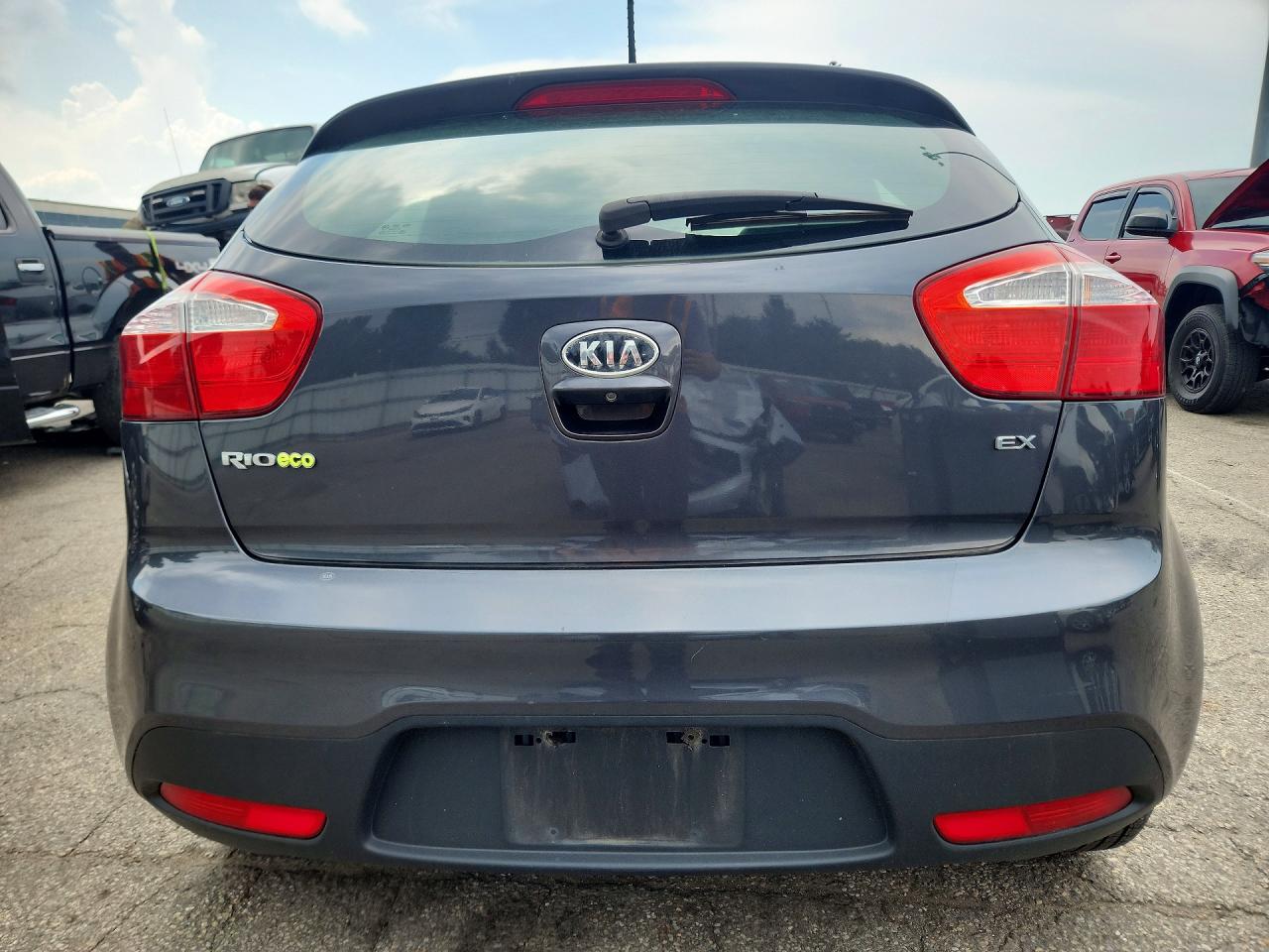 2013 Kia Rio 5-door Ex Gray vin: KNADN5A30D6119885