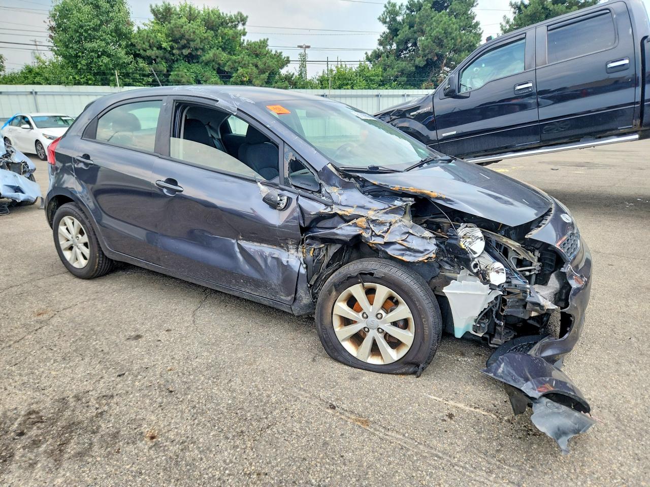 2013 Kia Rio 5-door Ex Gray vin: KNADN5A30D6119885