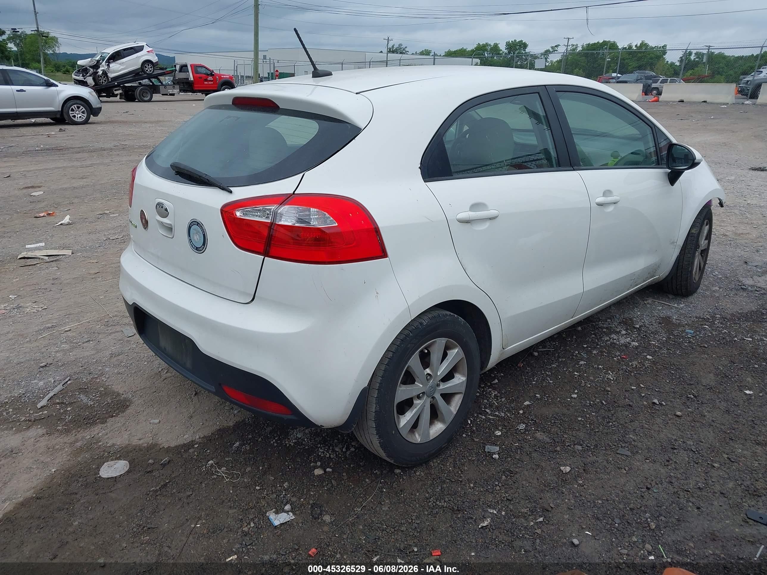 2013 Kia Rio Ex White vin: KNADN5A30D6222420