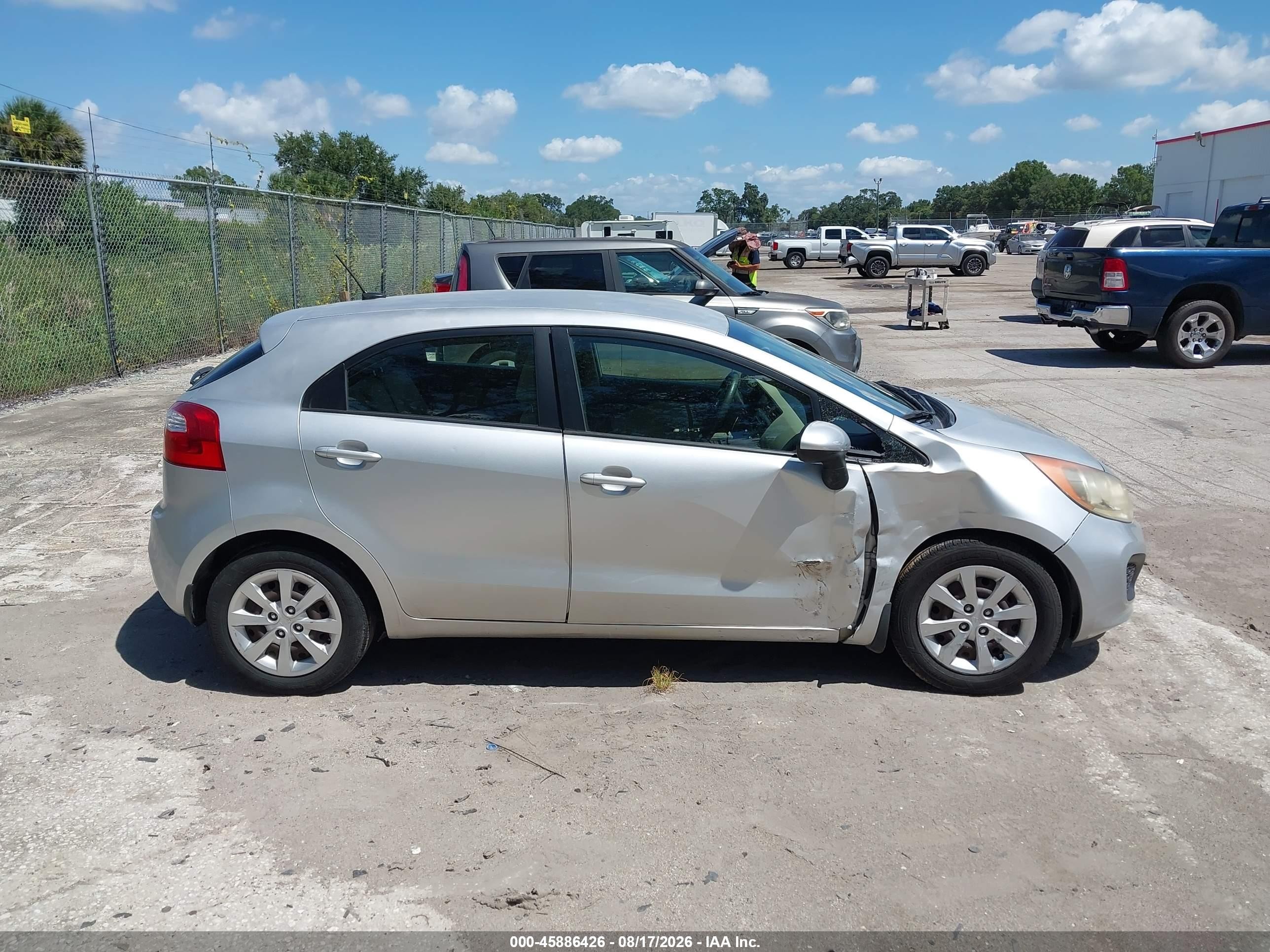 2013 Kia Rio Ex Silver vin: KNADN5A30D6239752